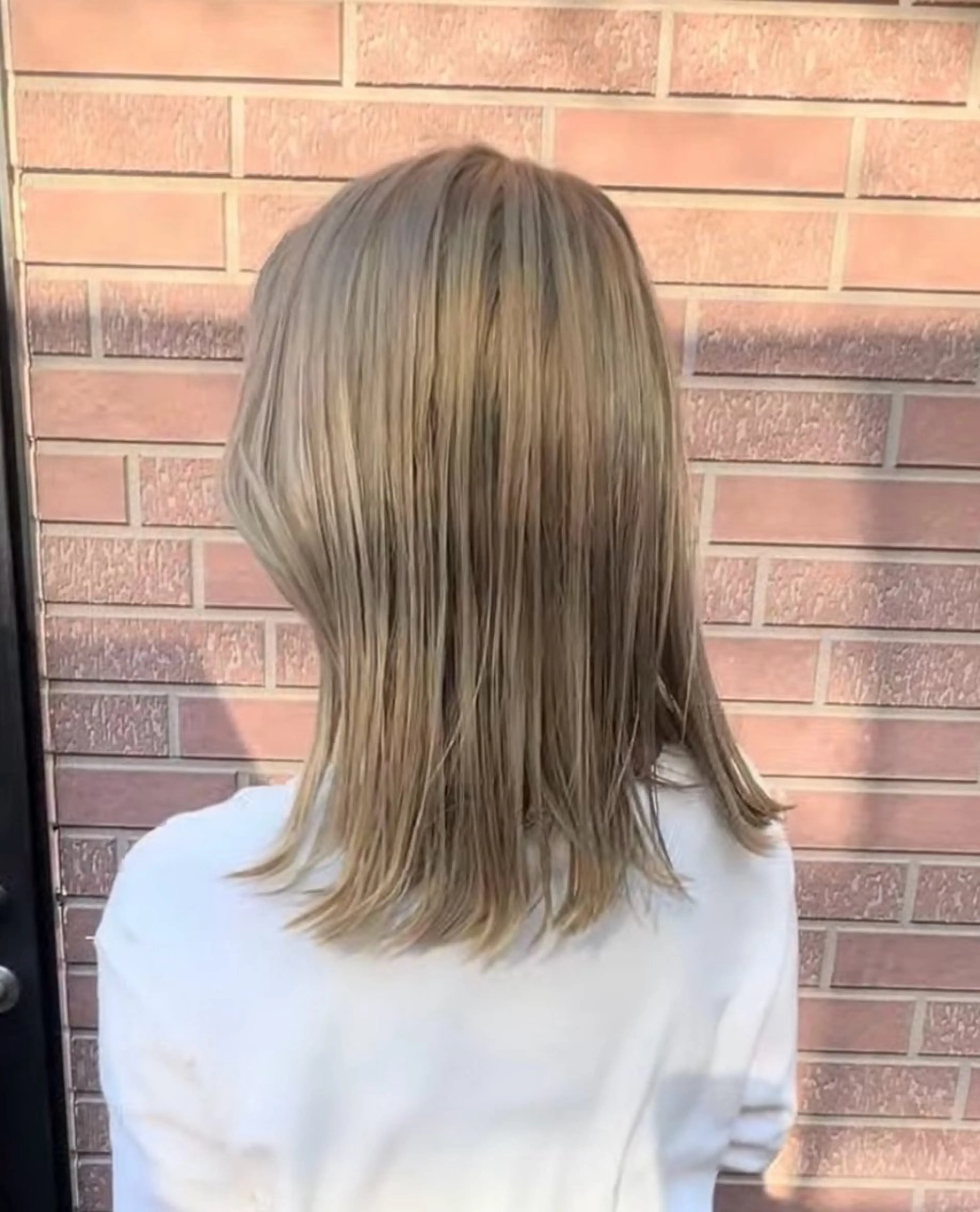 ミディアム (h)wim kikoのヘアスタイル