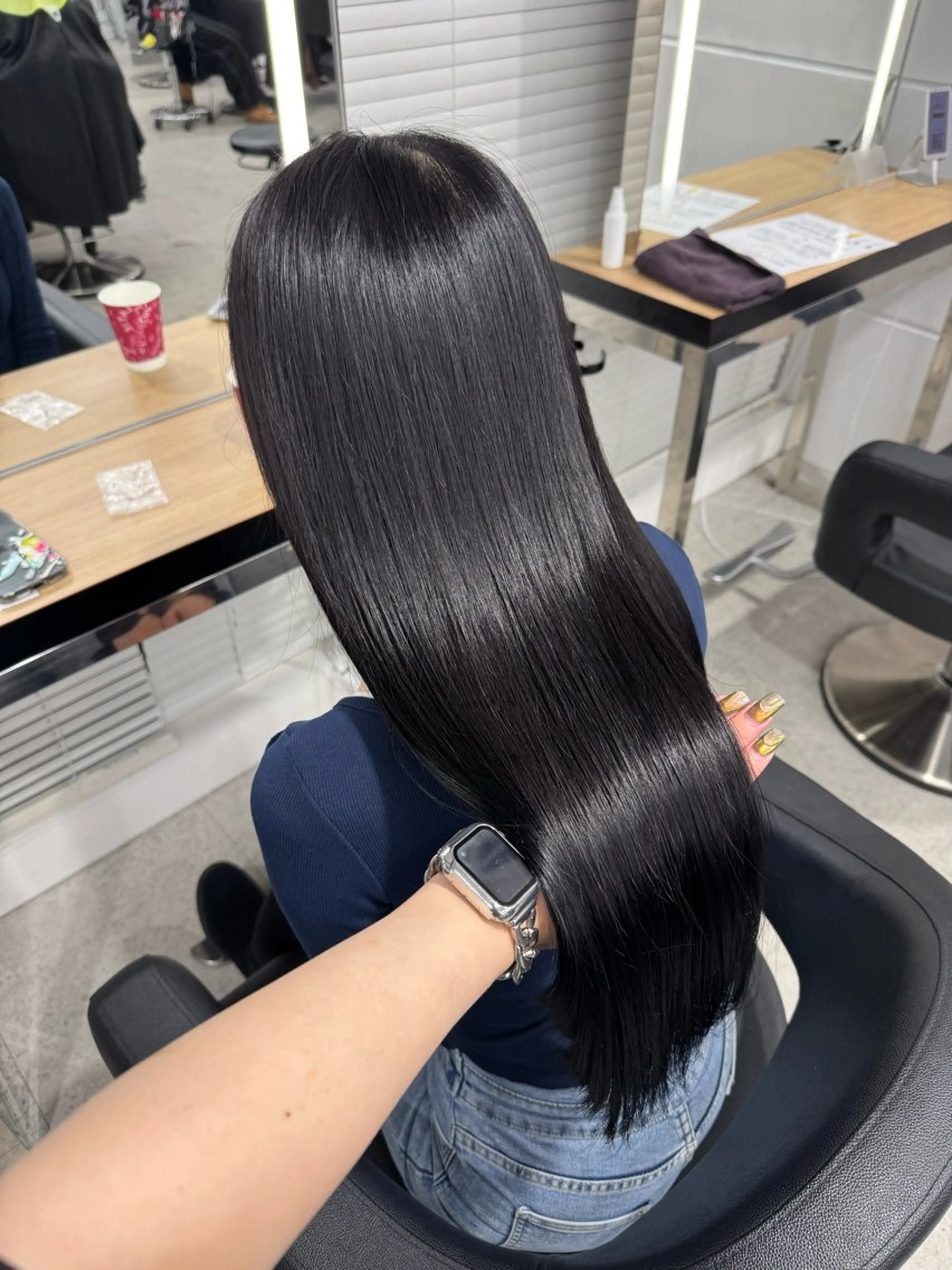 ロング カラー 暗髪🩶ラベンダー/ ブルー/ユウナ🤍のヘアスタイル