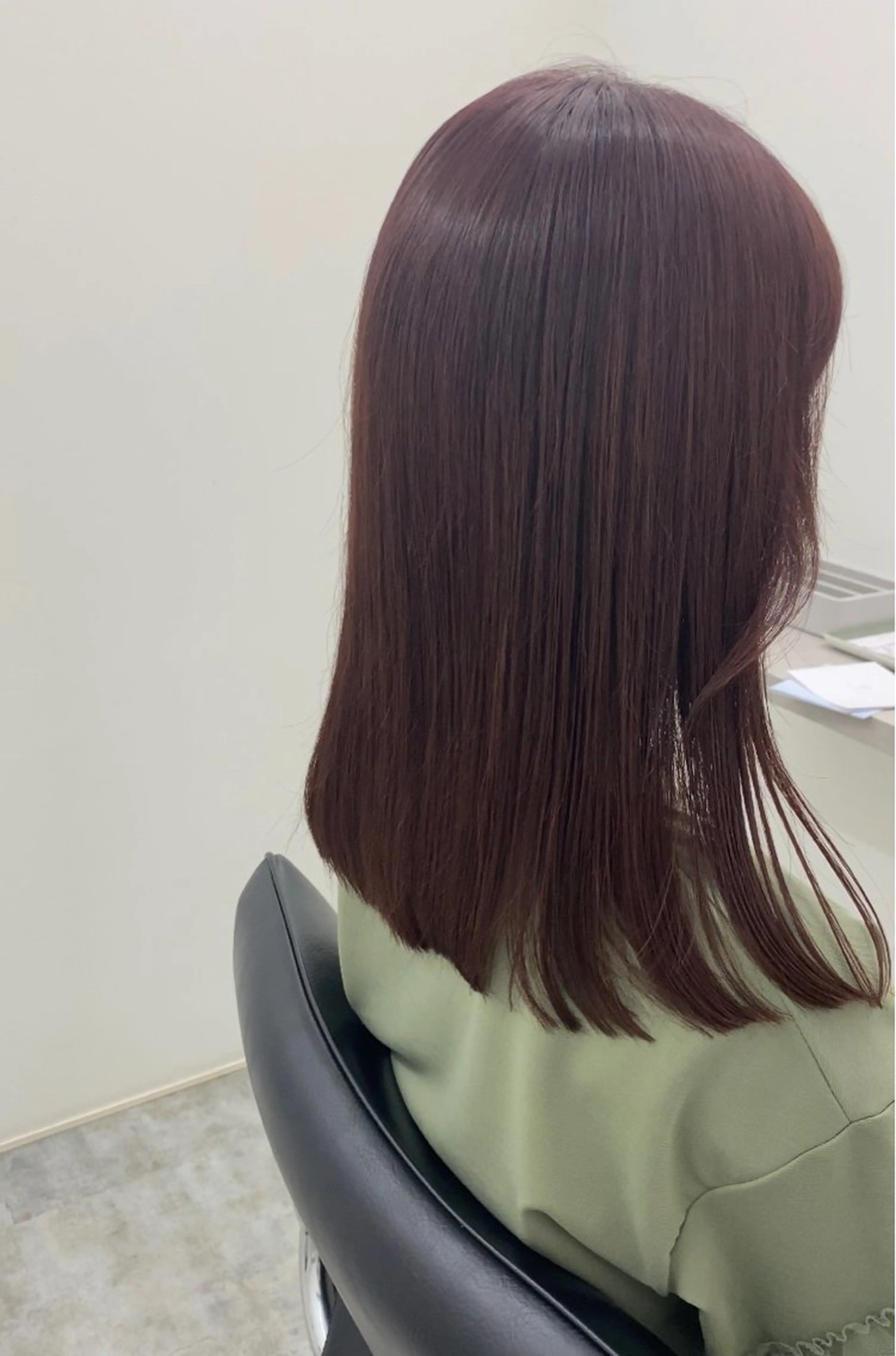 セミロング 松林 加菜のヘアスタイル