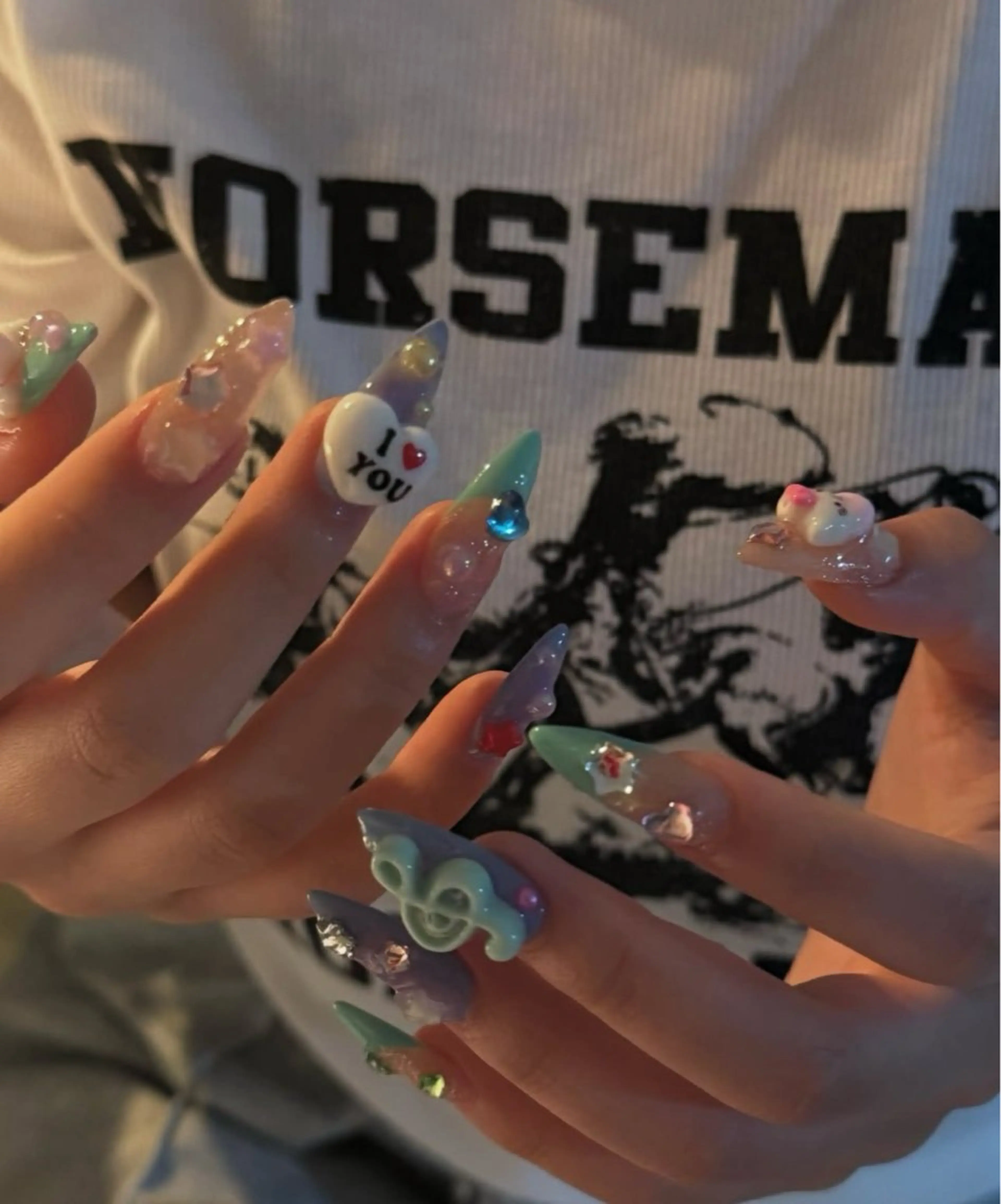 ネイル ハンドネイル BERA NAILSのネイルデザイン