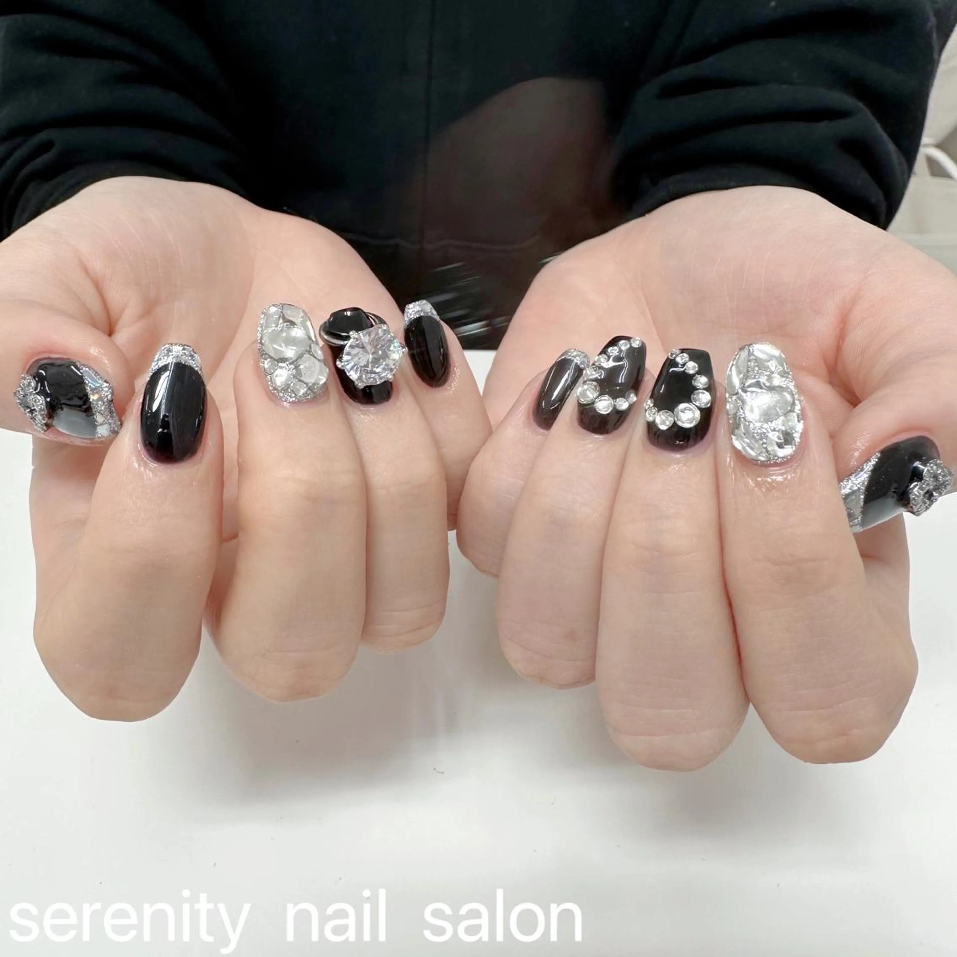 ネイル ハンドネイル ハンドケア ✨Serenity Nail salonのネイルデザイン