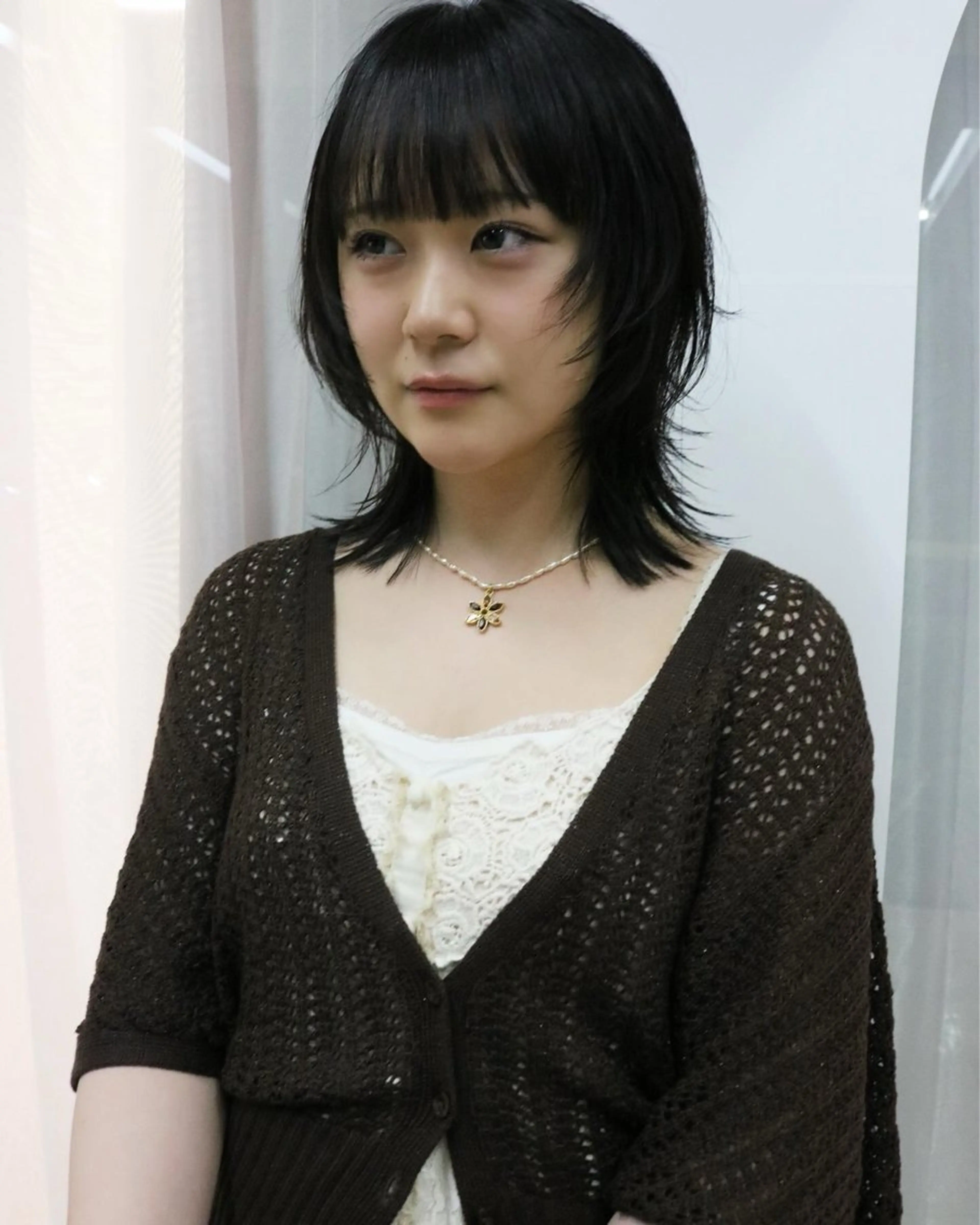 ミディアム カット 松村 澪里のヘアスタイル
