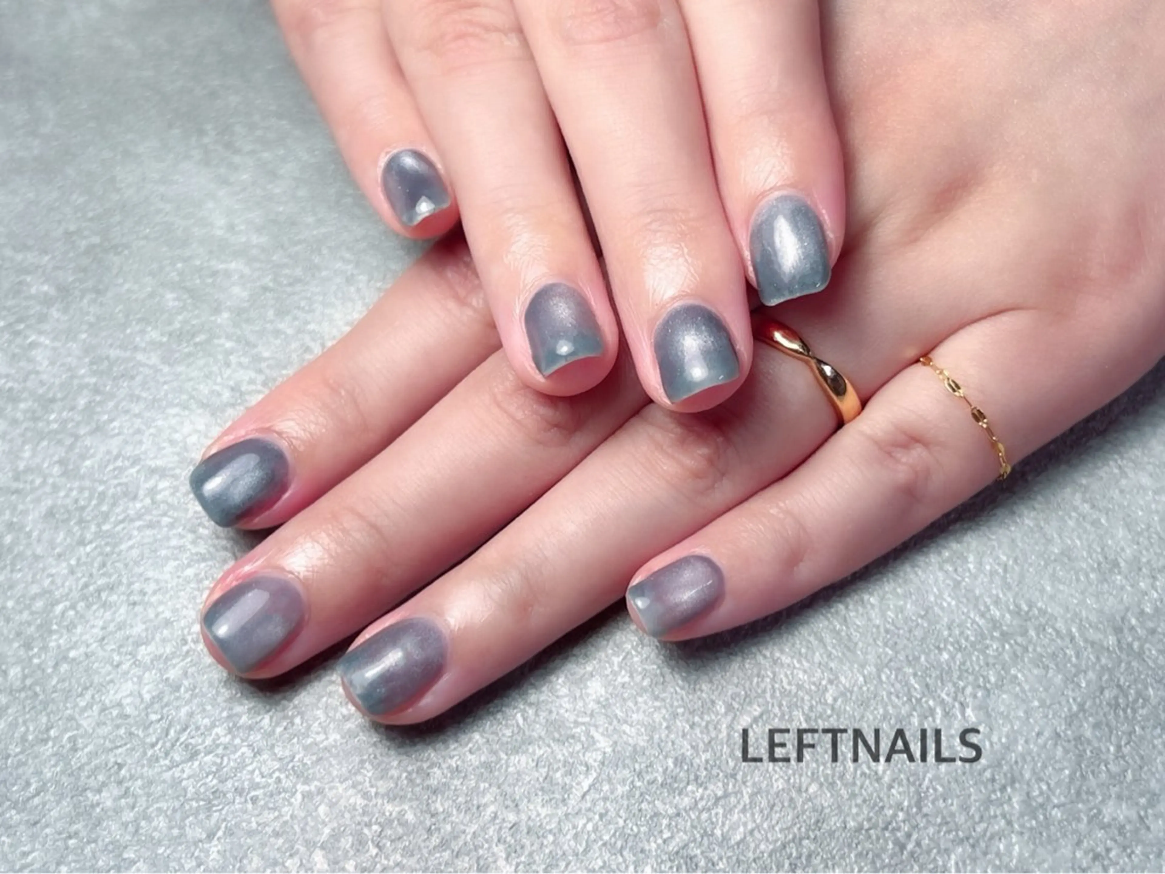 ネイル マグネットネイル ニュアンスネイル LEFTNAILS フィルインニュアンスのネイルデザイン