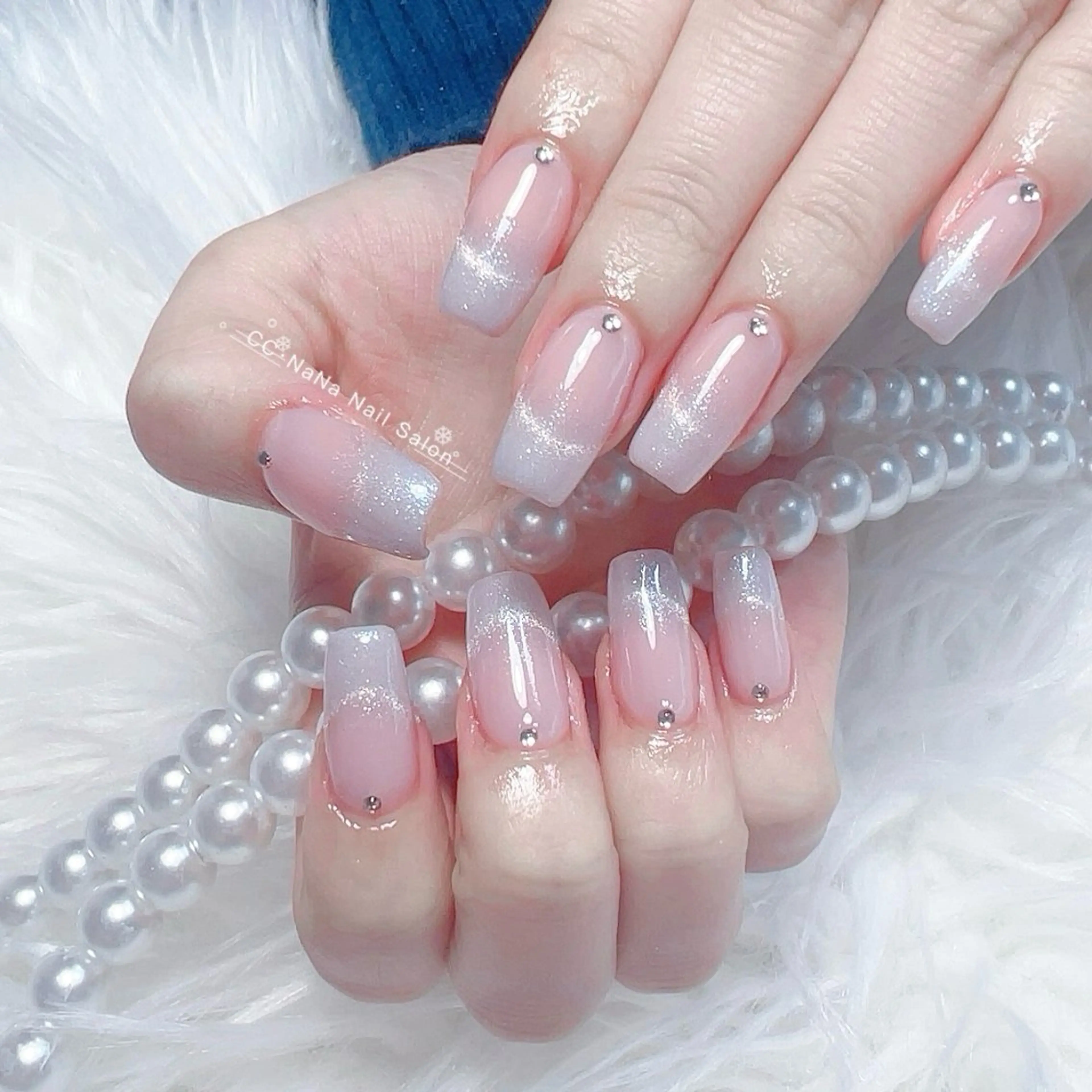 ネイル ハンドネイル 💎CC・NaNa 韓国風ネイル🌙Cのネイルデザイン