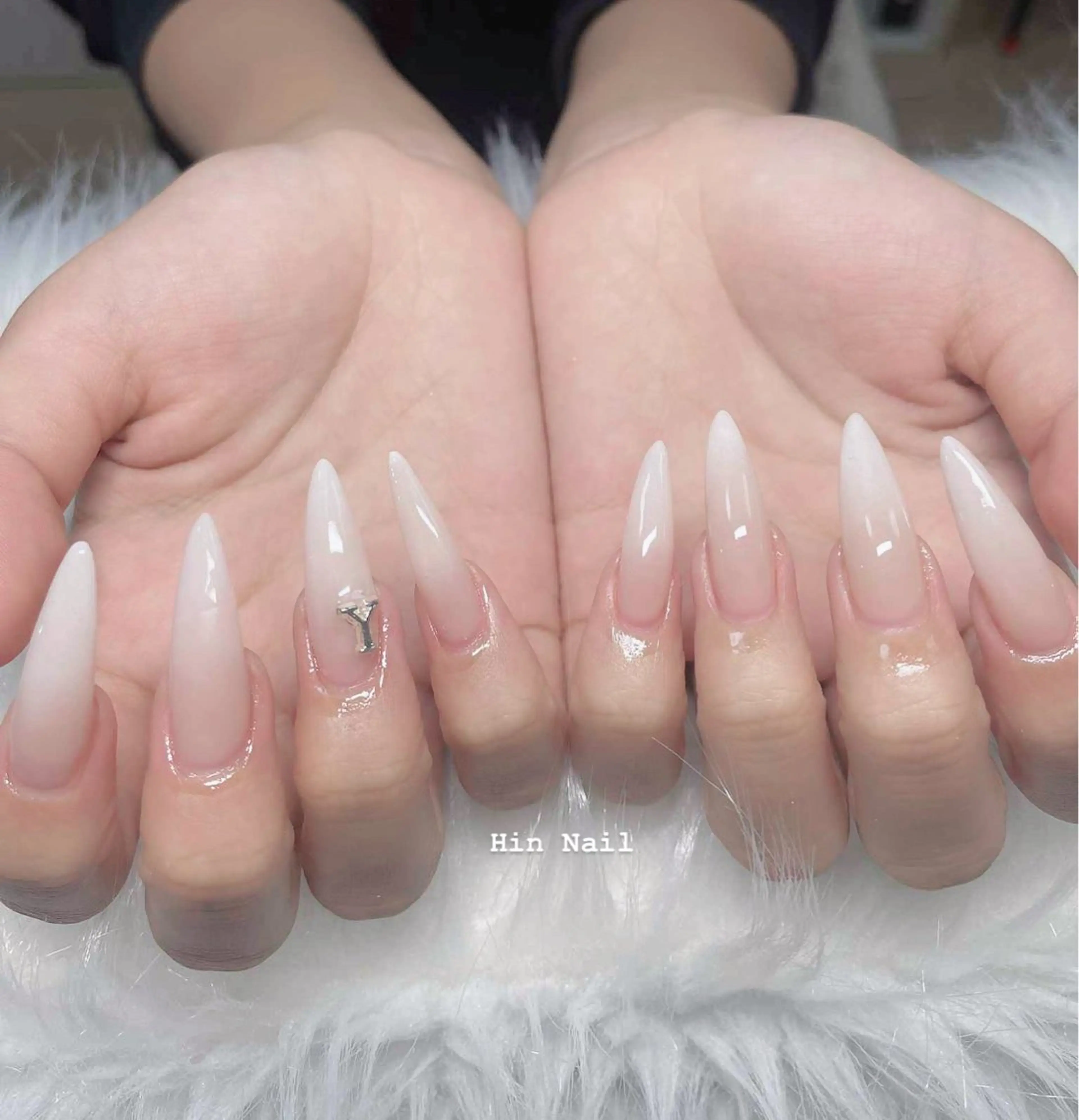 ネイル ハンドネイル HIN NAILのネイルデザイン