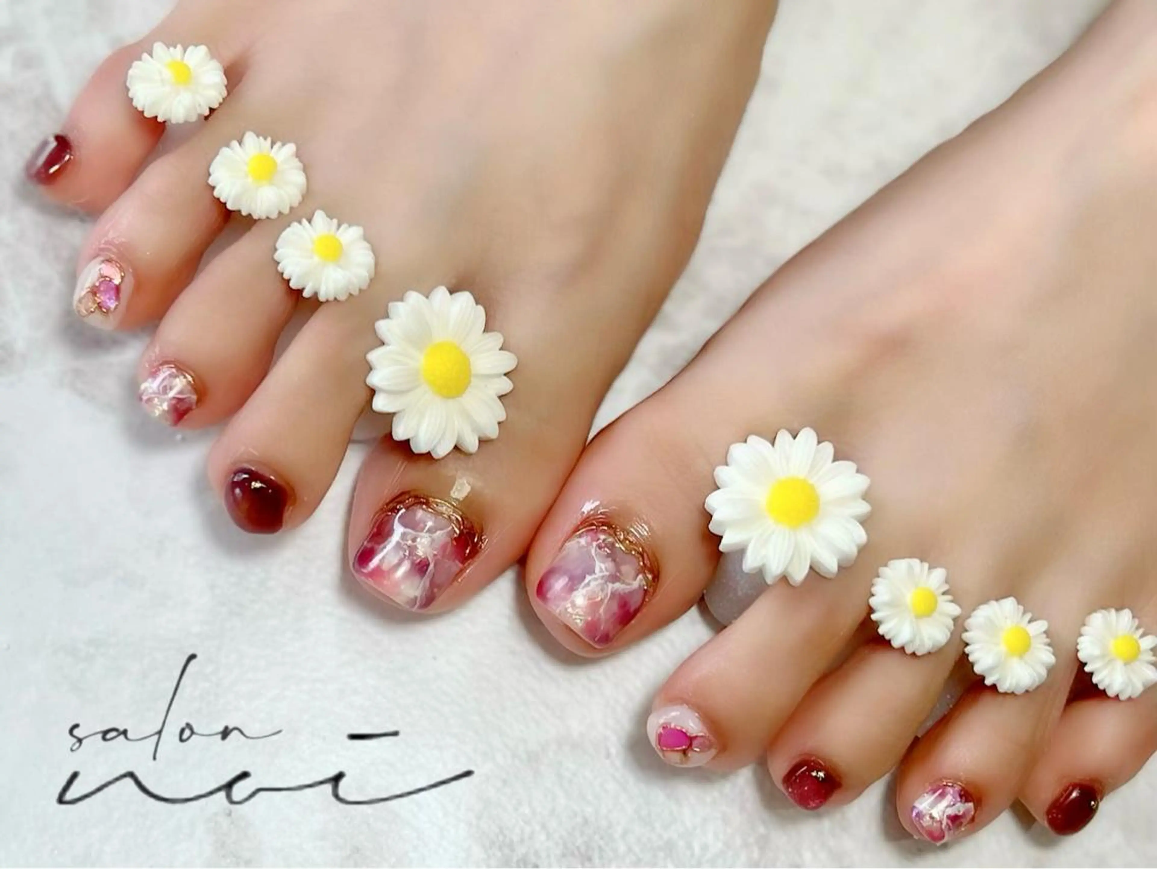 ネイル 大理石ネイル(マーブル) ピンク パープル フットネイル salon noiのネイルデザイン