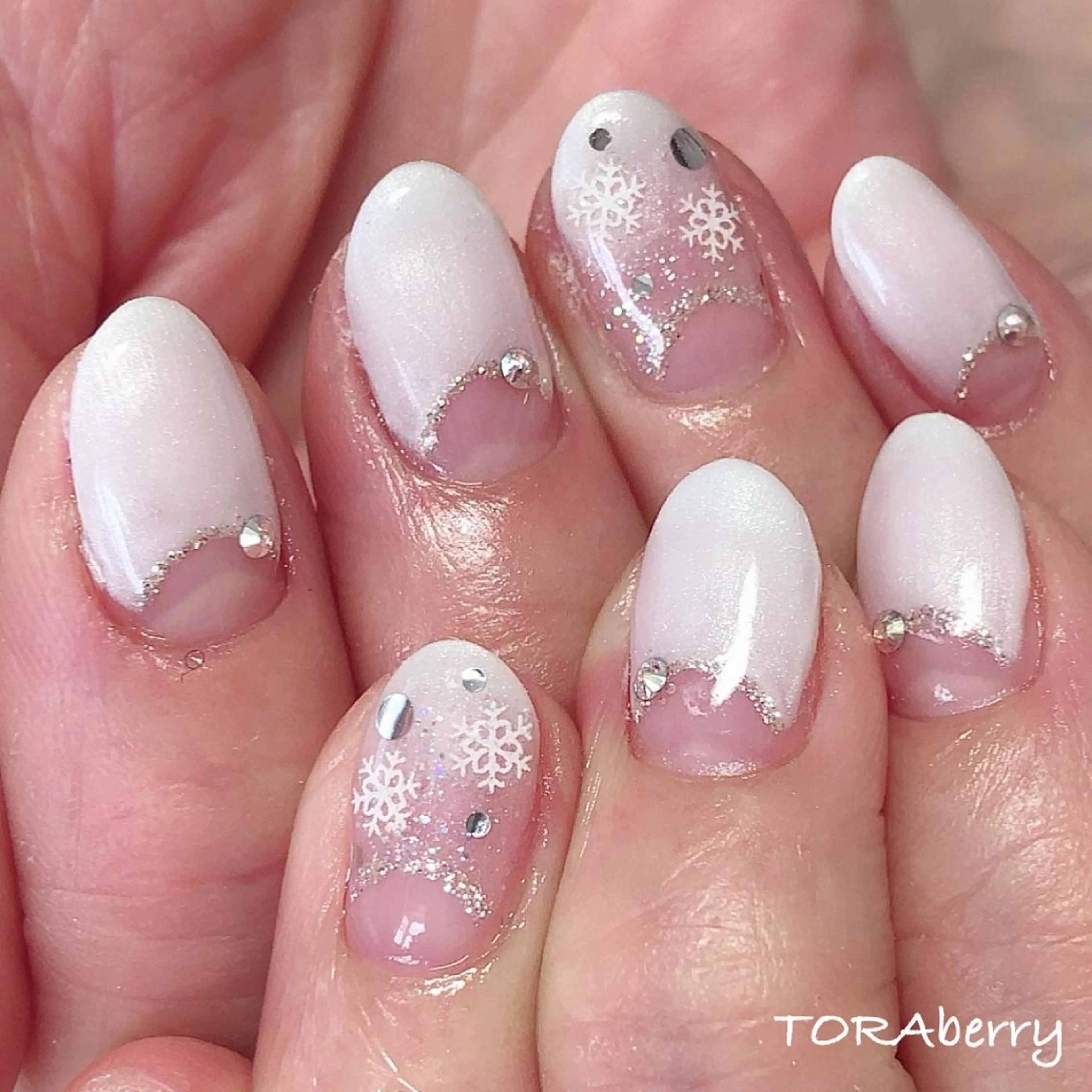 ネイル ハンドネイル ネイリスト なつみのネイルデザイン