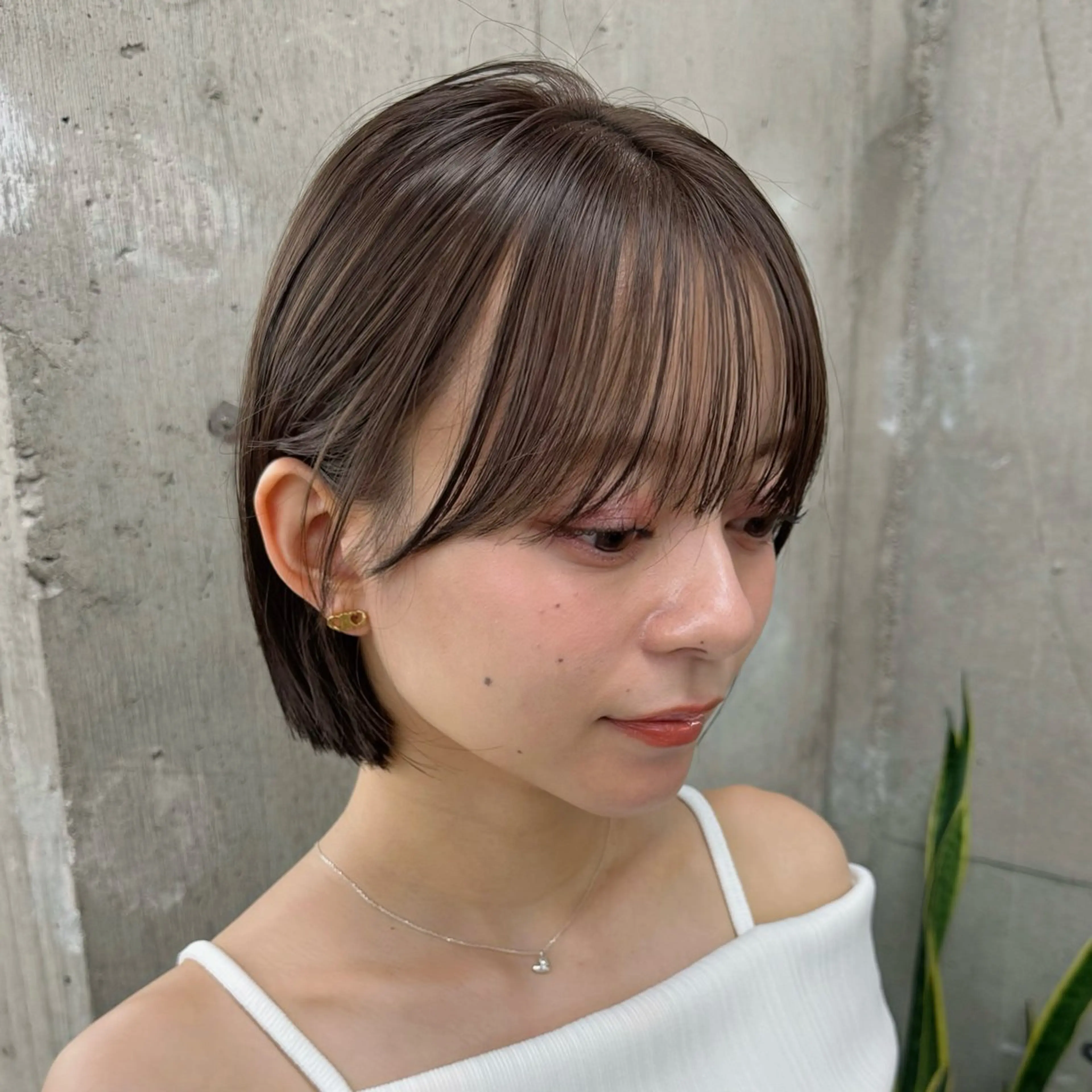 ショート カラー ボブ 顔周りカット 柔らかいレイヤー🌿 大人ヘア/みっきーのヘアスタイル