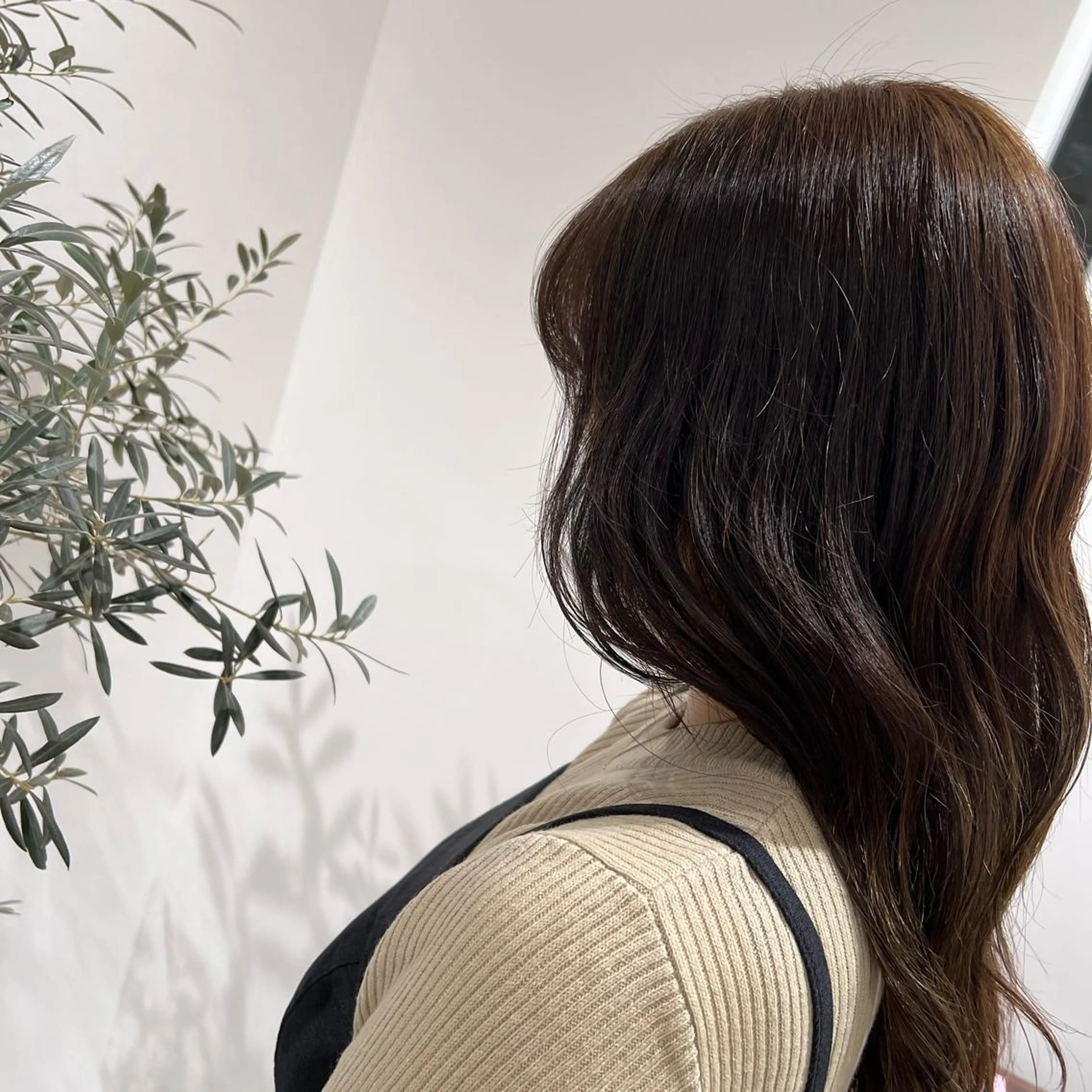 ロング カラー ヘアアレンジ 小白井 由美のヘアスタイル