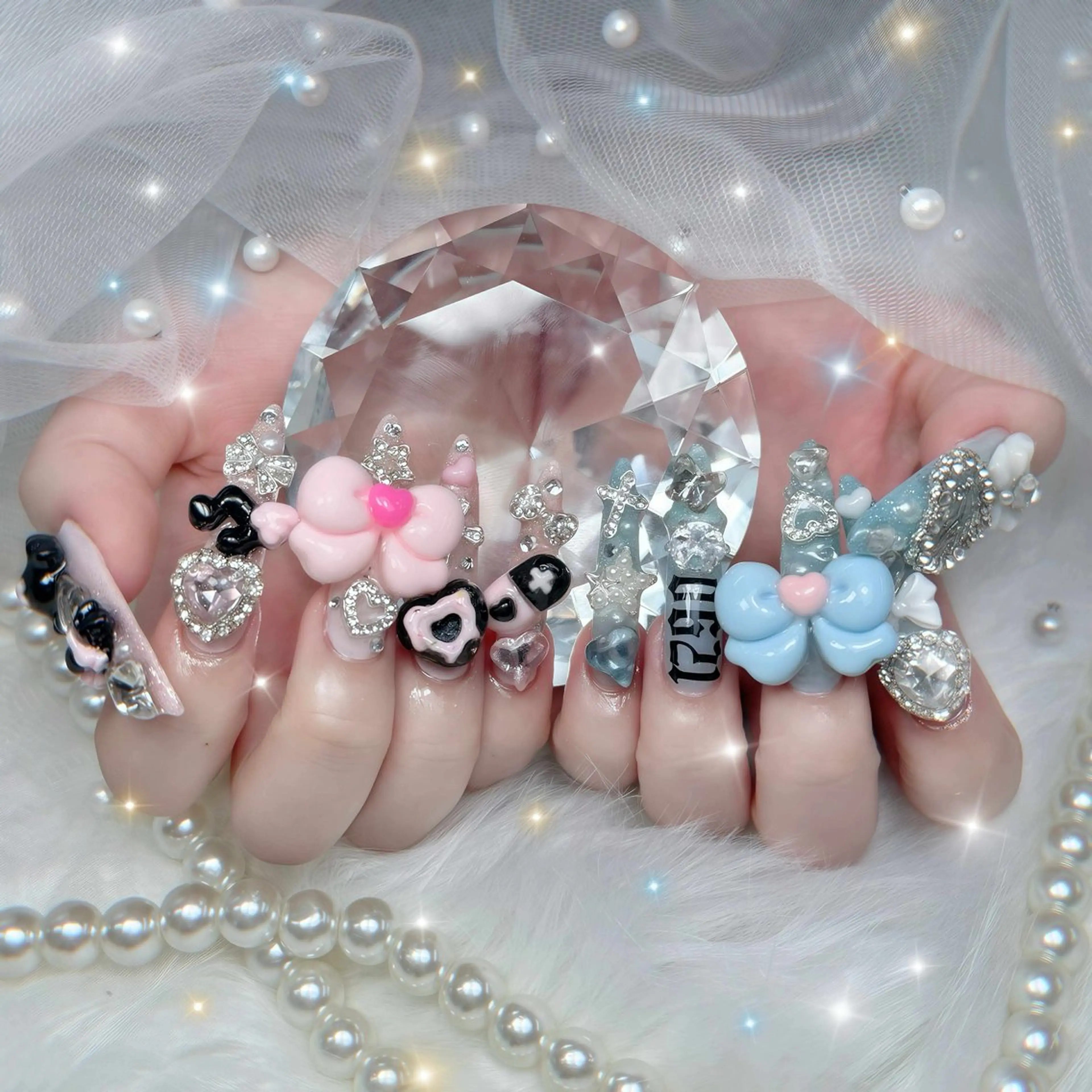 ネイル アートネイル ジェルネイル キラキラネイル ミラーネイル ニュアンスネイル ハンドネイル Nova Nail Nambaのネイルデザイン