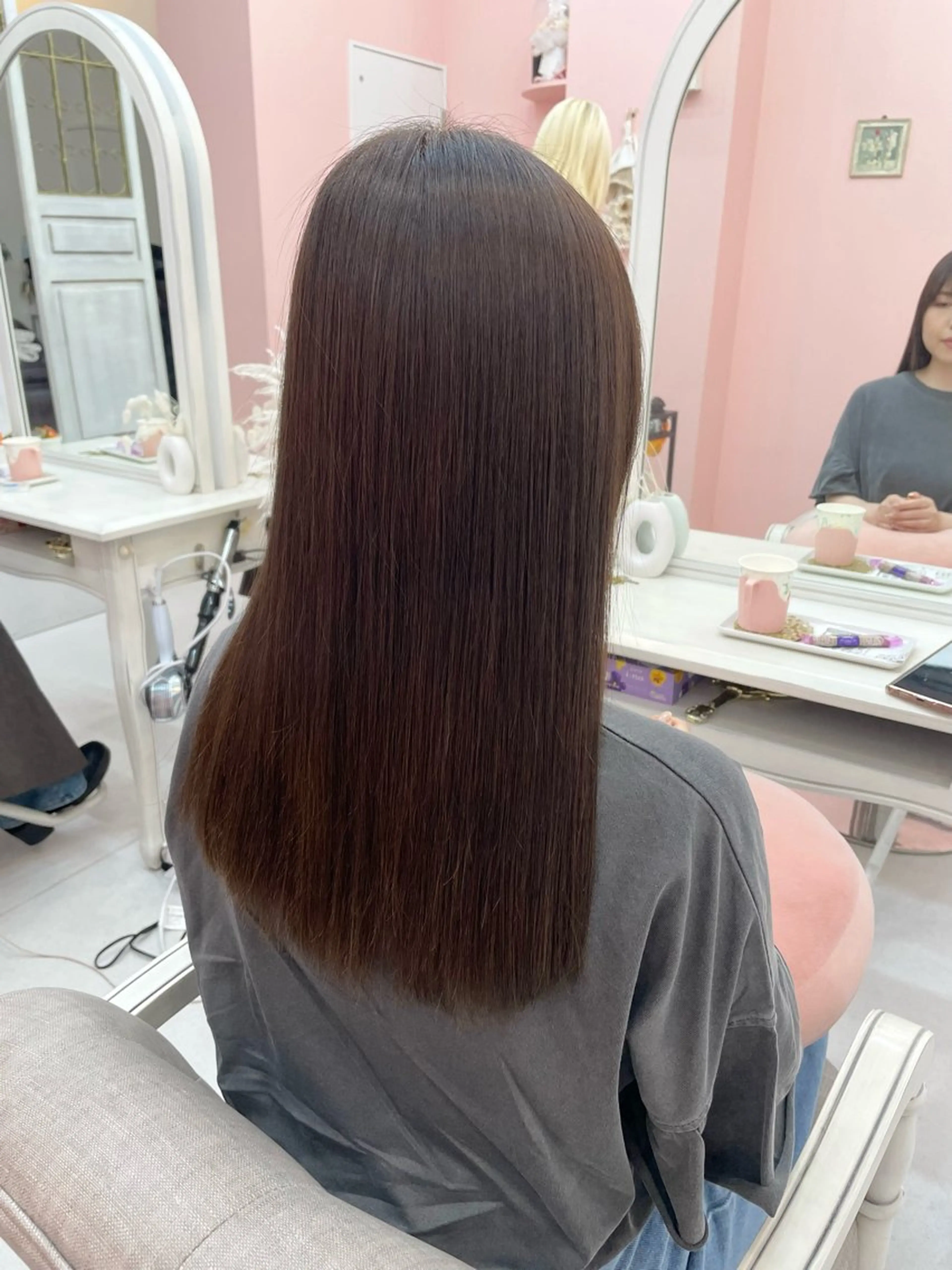 カット+髪質改善ストレート+トリートメントの写真