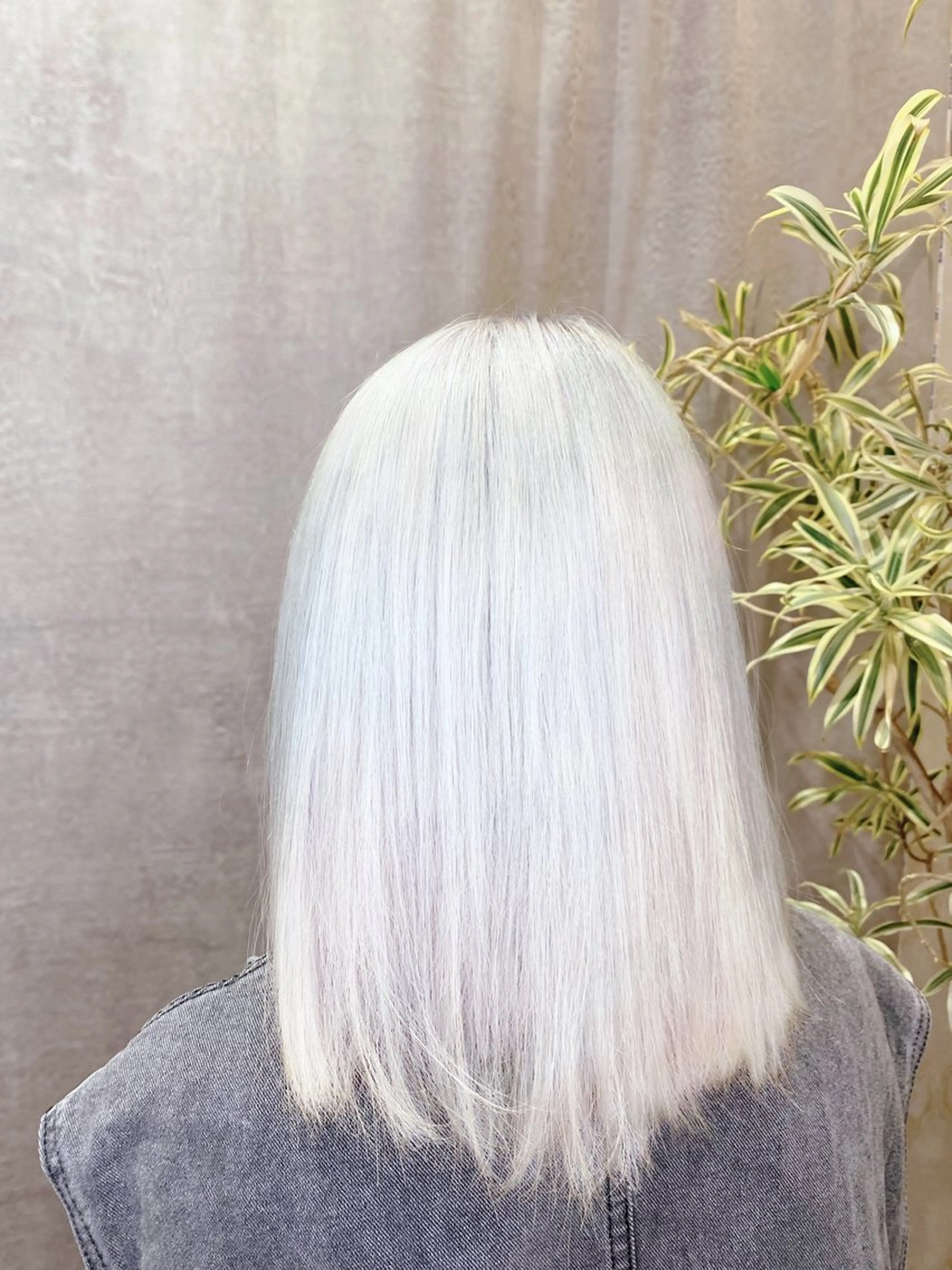 ロング カラー ブリーチ 永井 悠斗のヘアスタイル