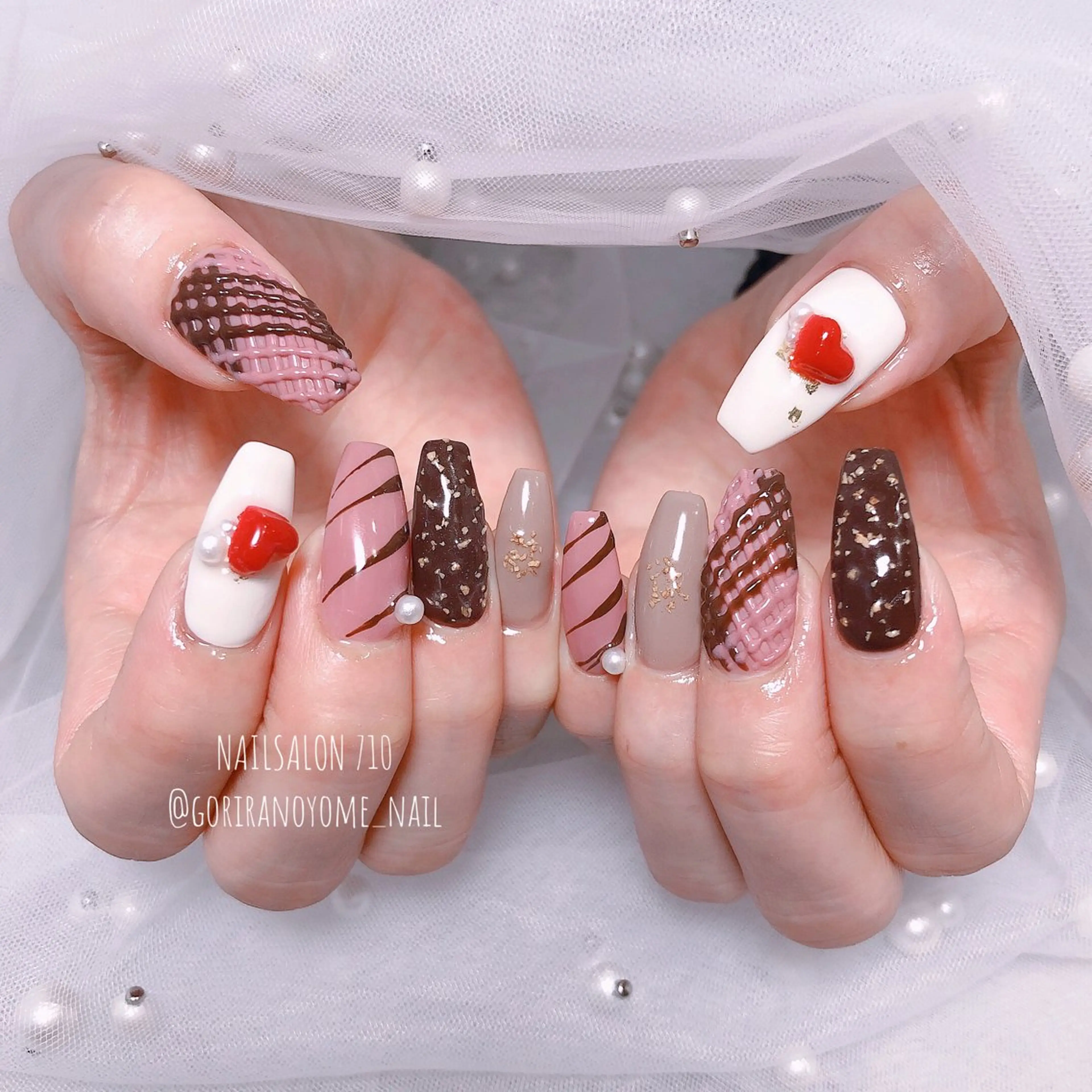 ネイル ハンドネイル フットネイル ナナイチゼロ I.Naoのネイルデザイン