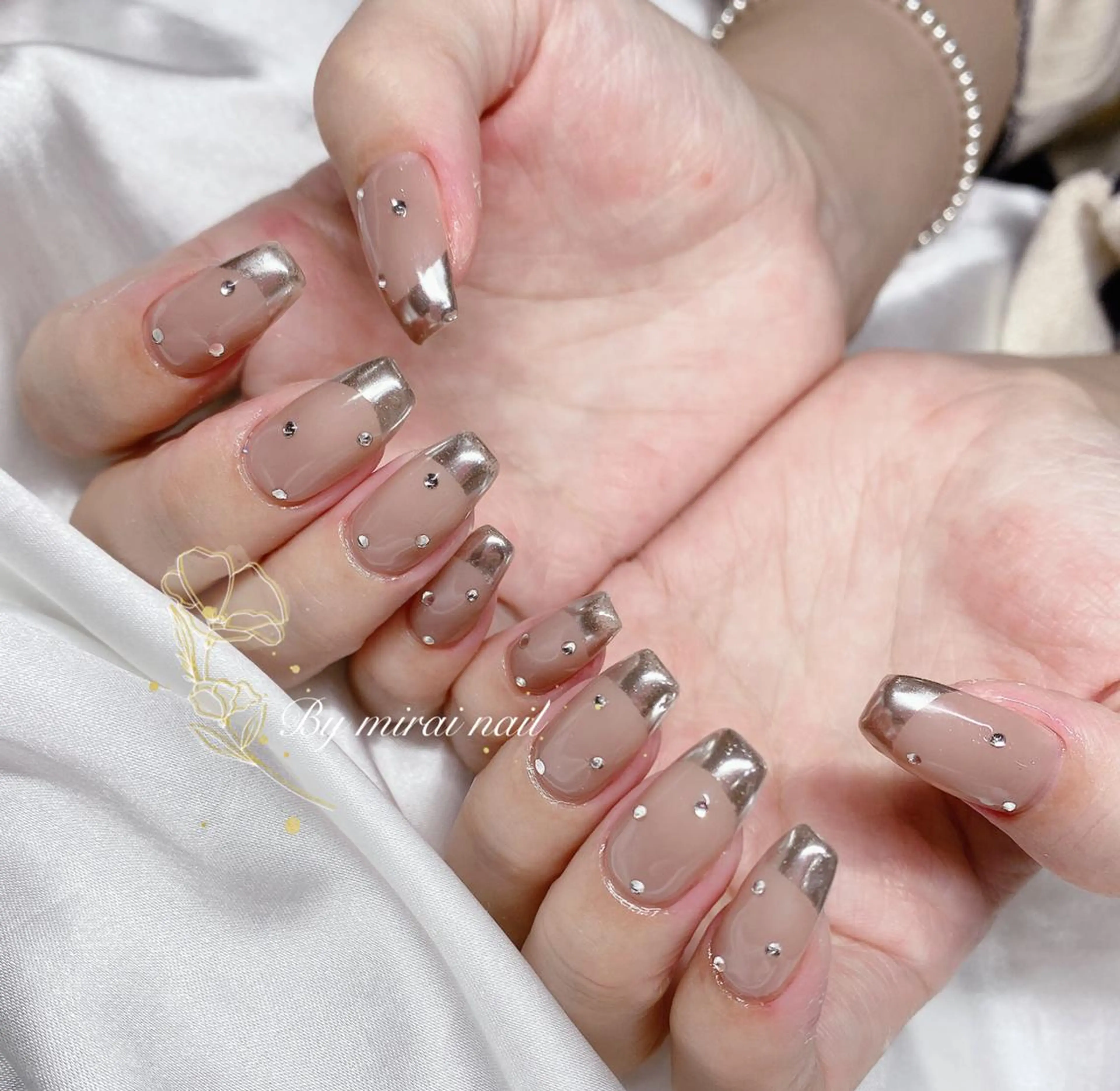 ネイル ネイルサロン 9Carats神田のネイルデザイン