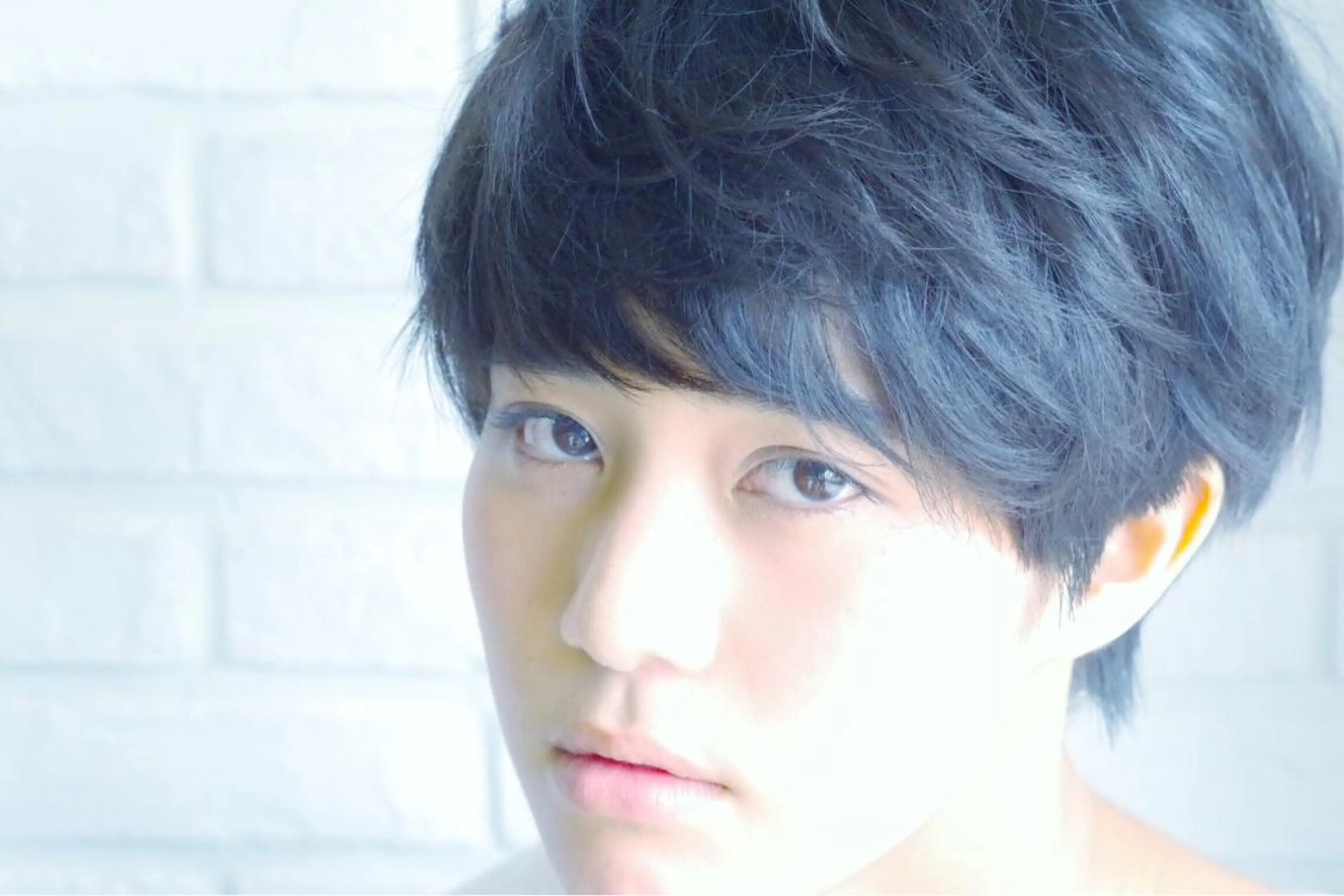 ショート 富岡 俊行のヘアスタイル