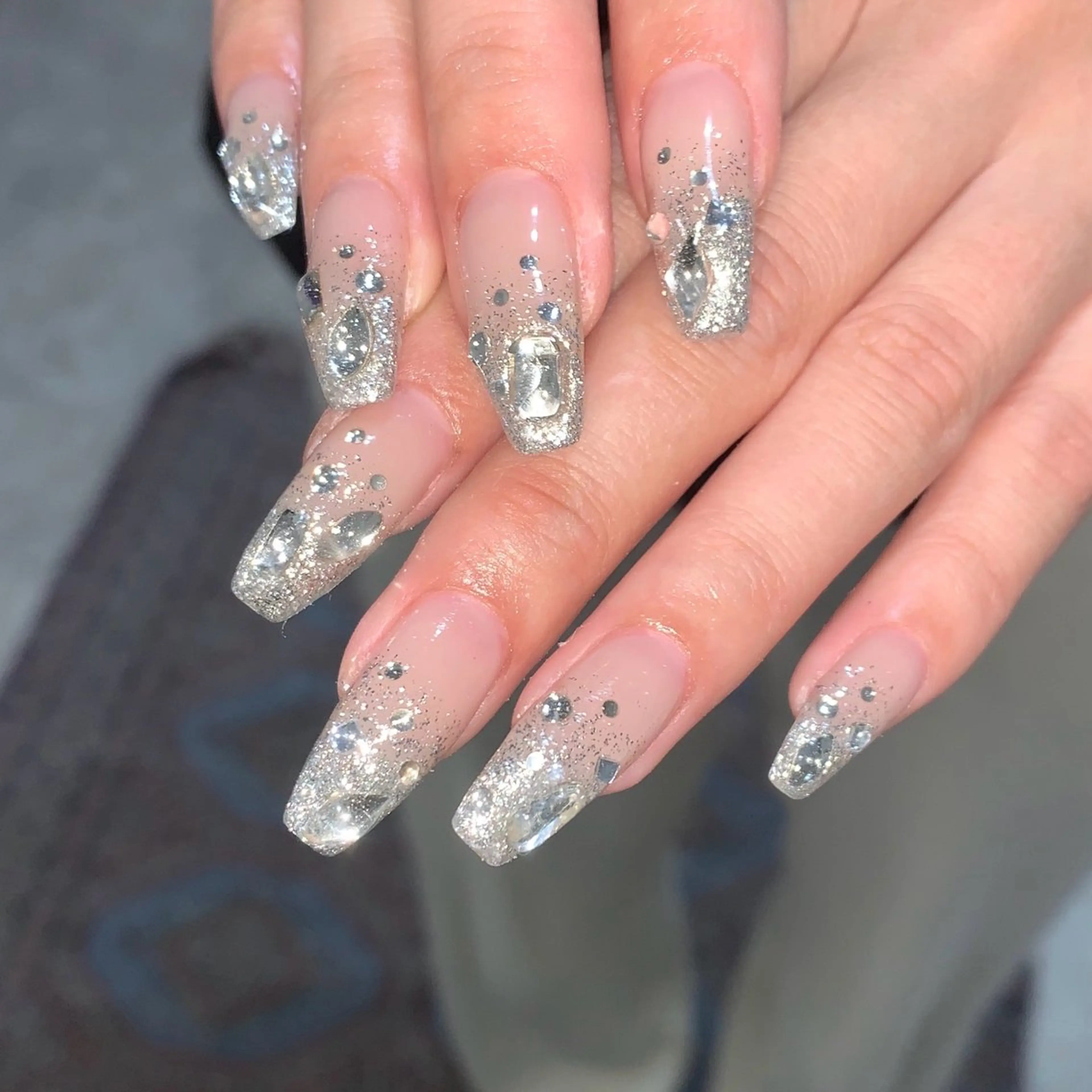 ネイル ロングネイル ハンドネイル 0203ムニムサン 💙Sayakaのネイルデザイン