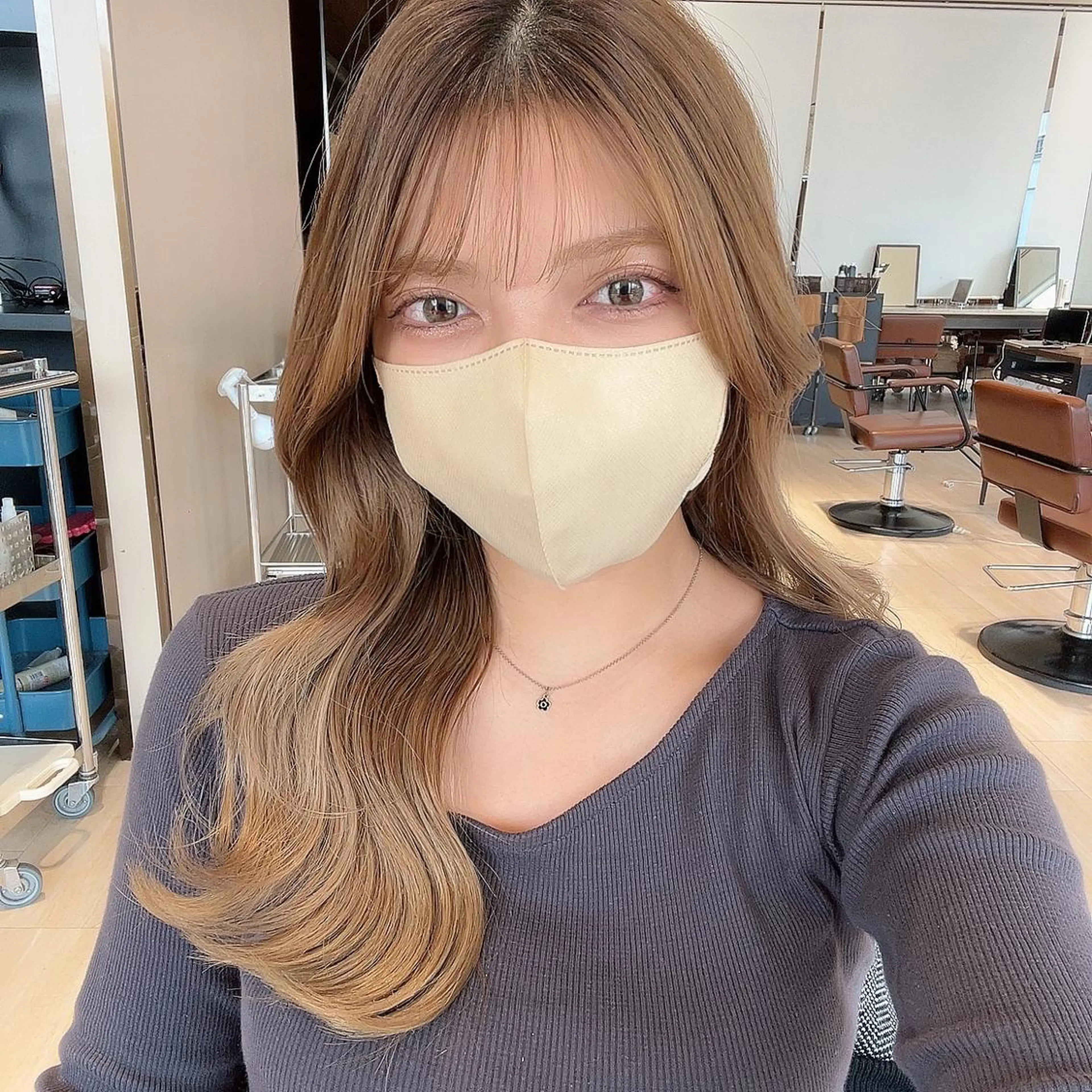 ロング カラー ベージュカラー レイヤーカット Je suis heureuse Tres所属・早朝セット☀️ レイヤー/Momoのヘアスタイル