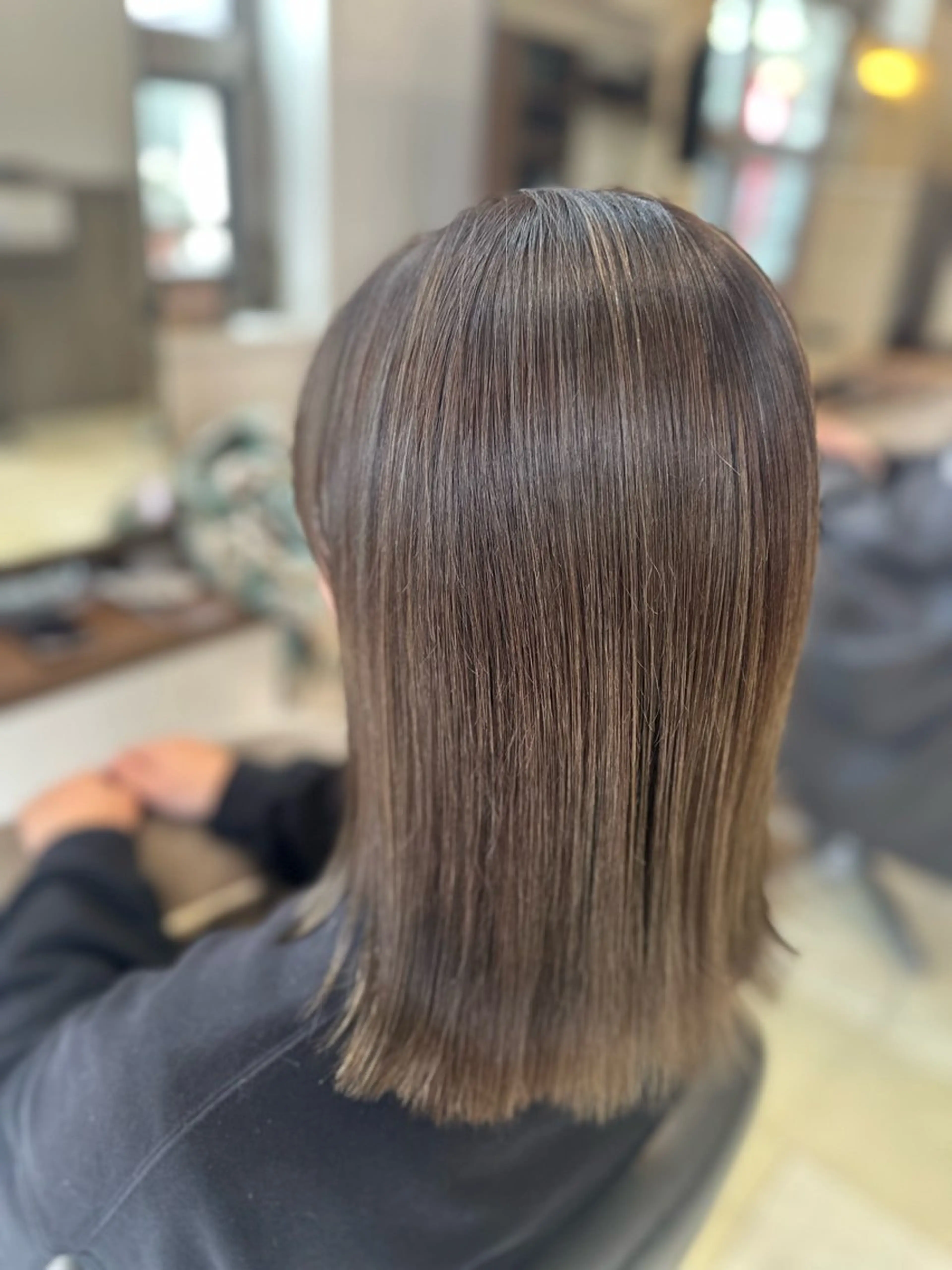セミロング カラー カット トリートメント ⭐︎ YUMIのヘアスタイル