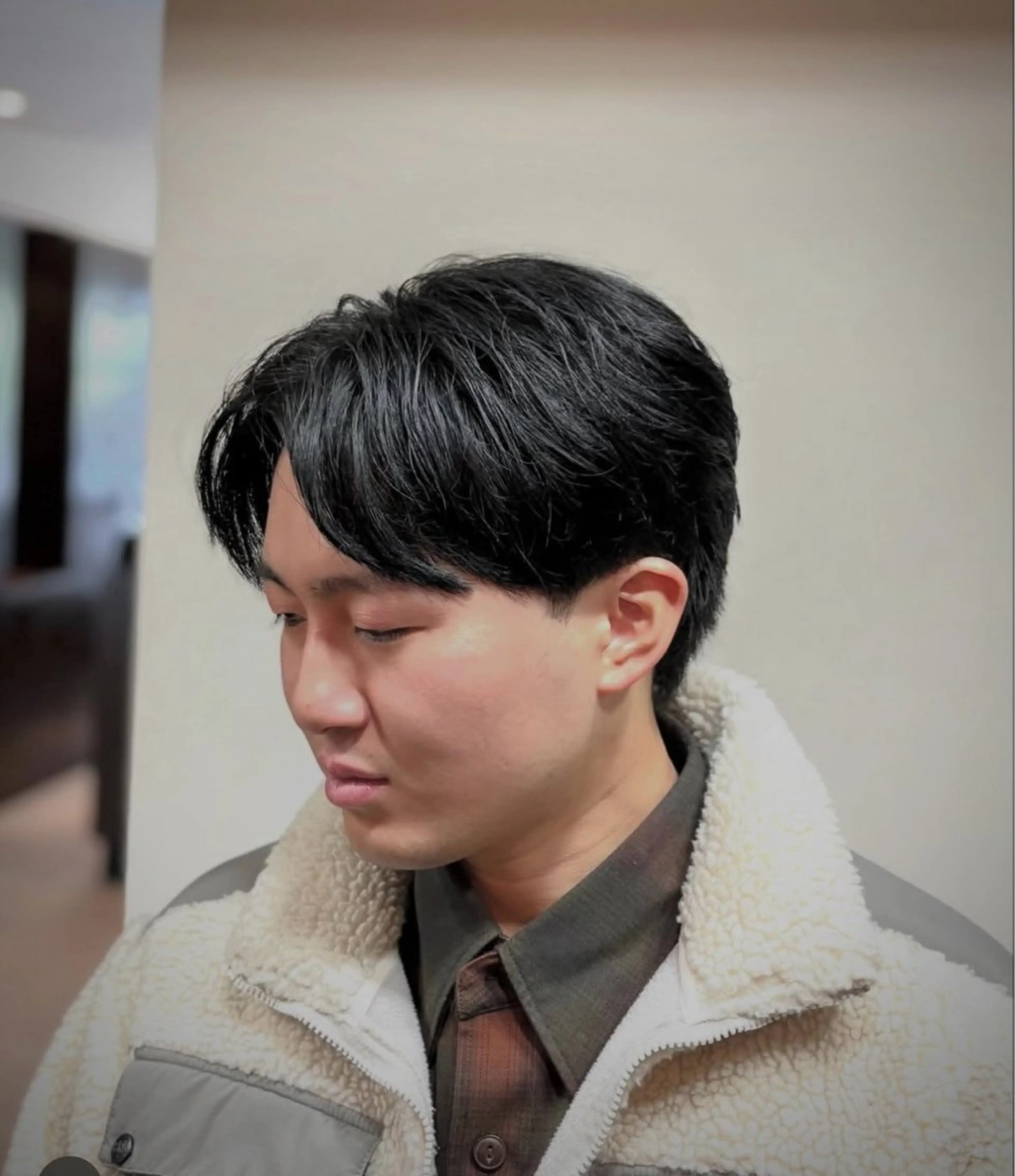 ショート 岡本 佳久のヘアスタイル