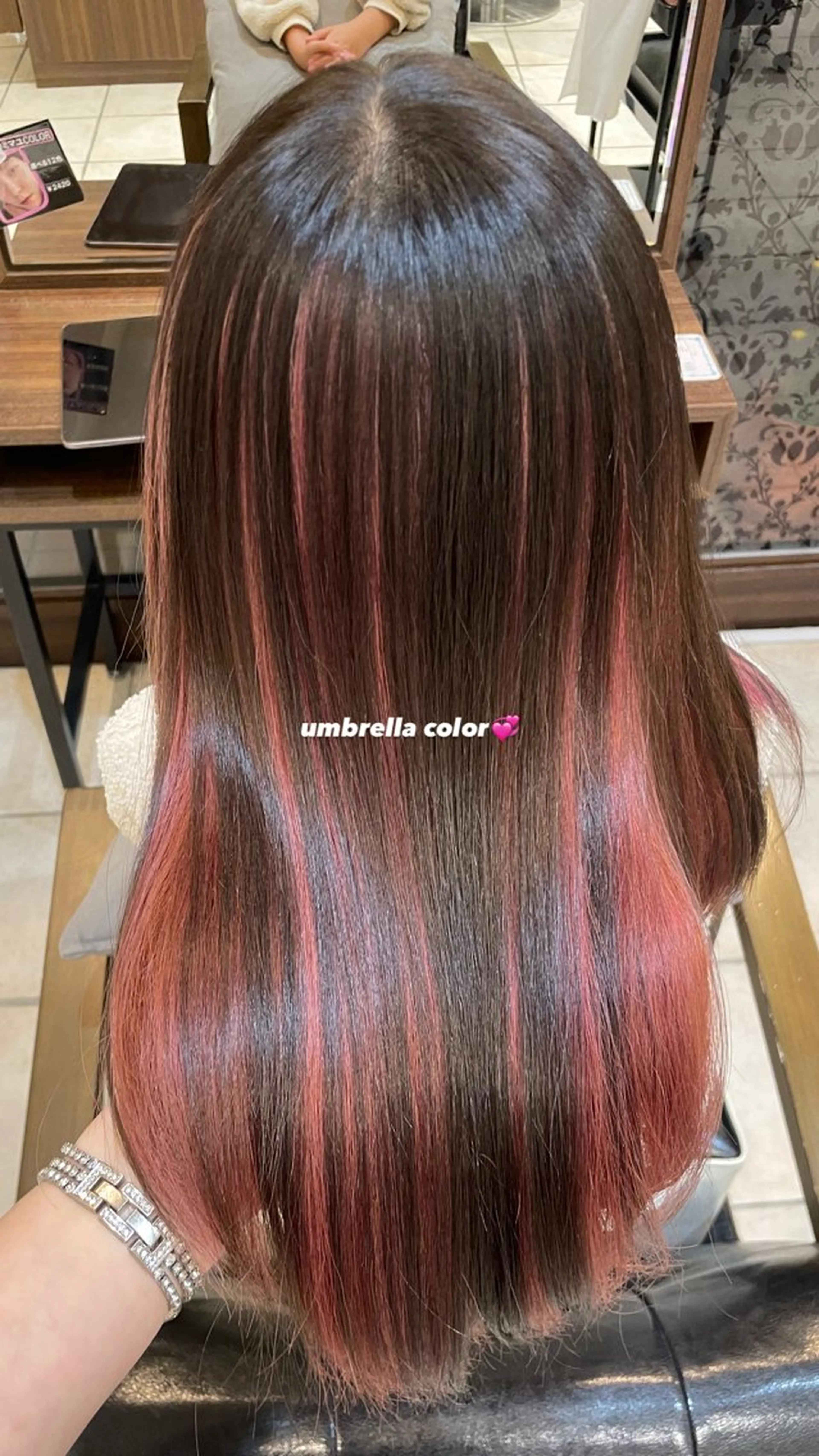 カラー ブリーチ 🩵RIKO🩵 透明感カラー🫧のヘアスタイル