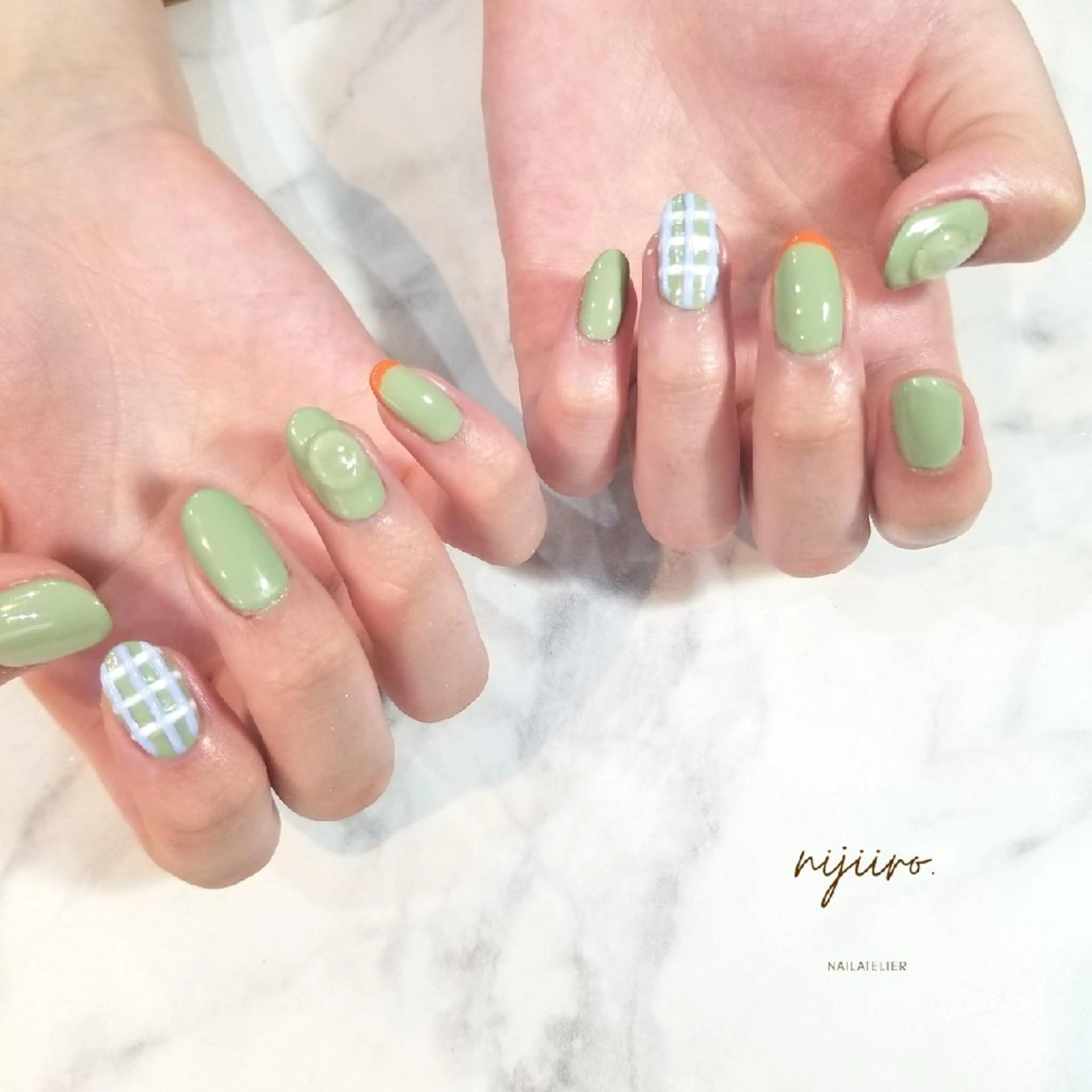 ネイル フレンチネイル ハンドネイル nijiiro🌈 サトウのネイルデザイン