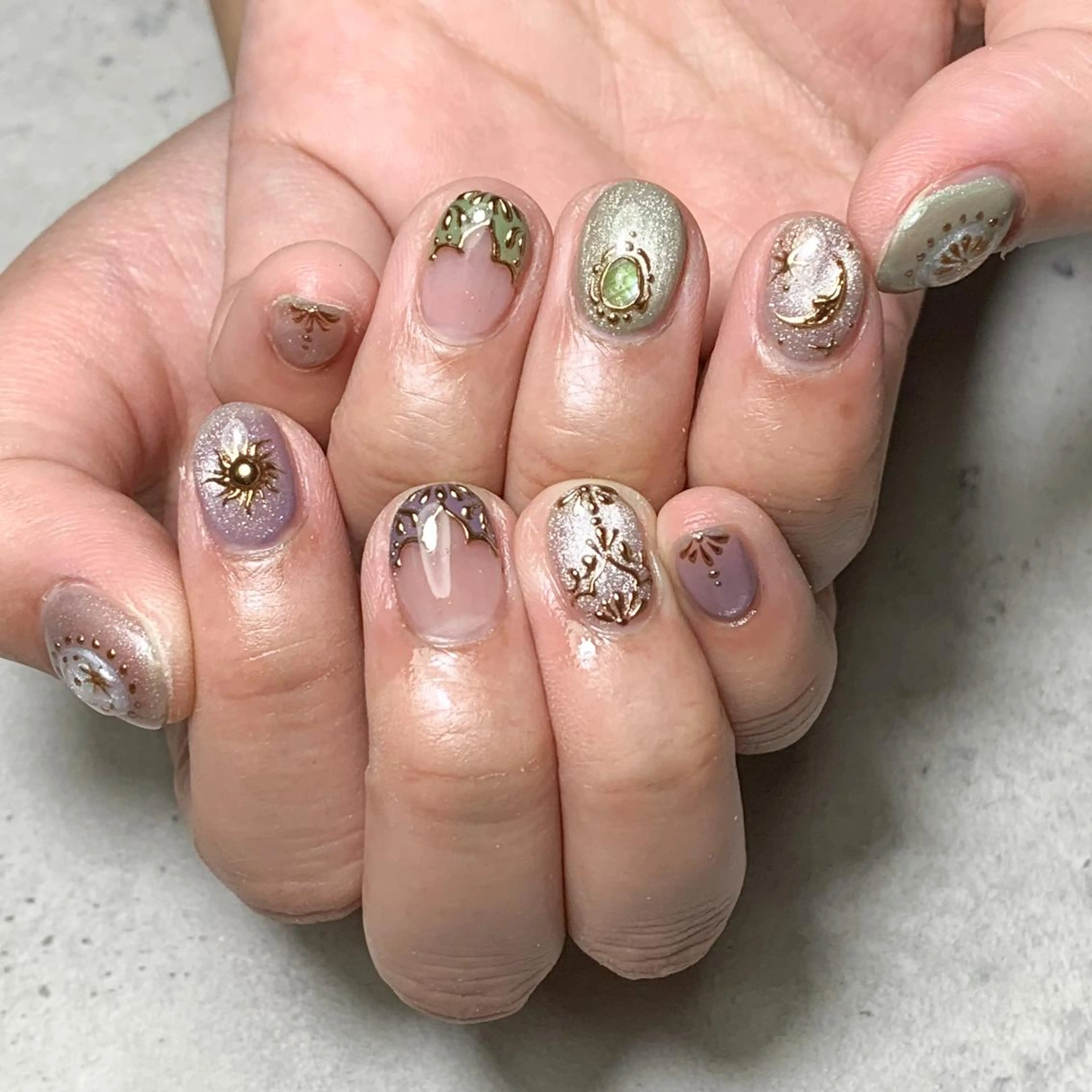 ネイル ハンドネイル FIORITURA aiのネイルデザイン