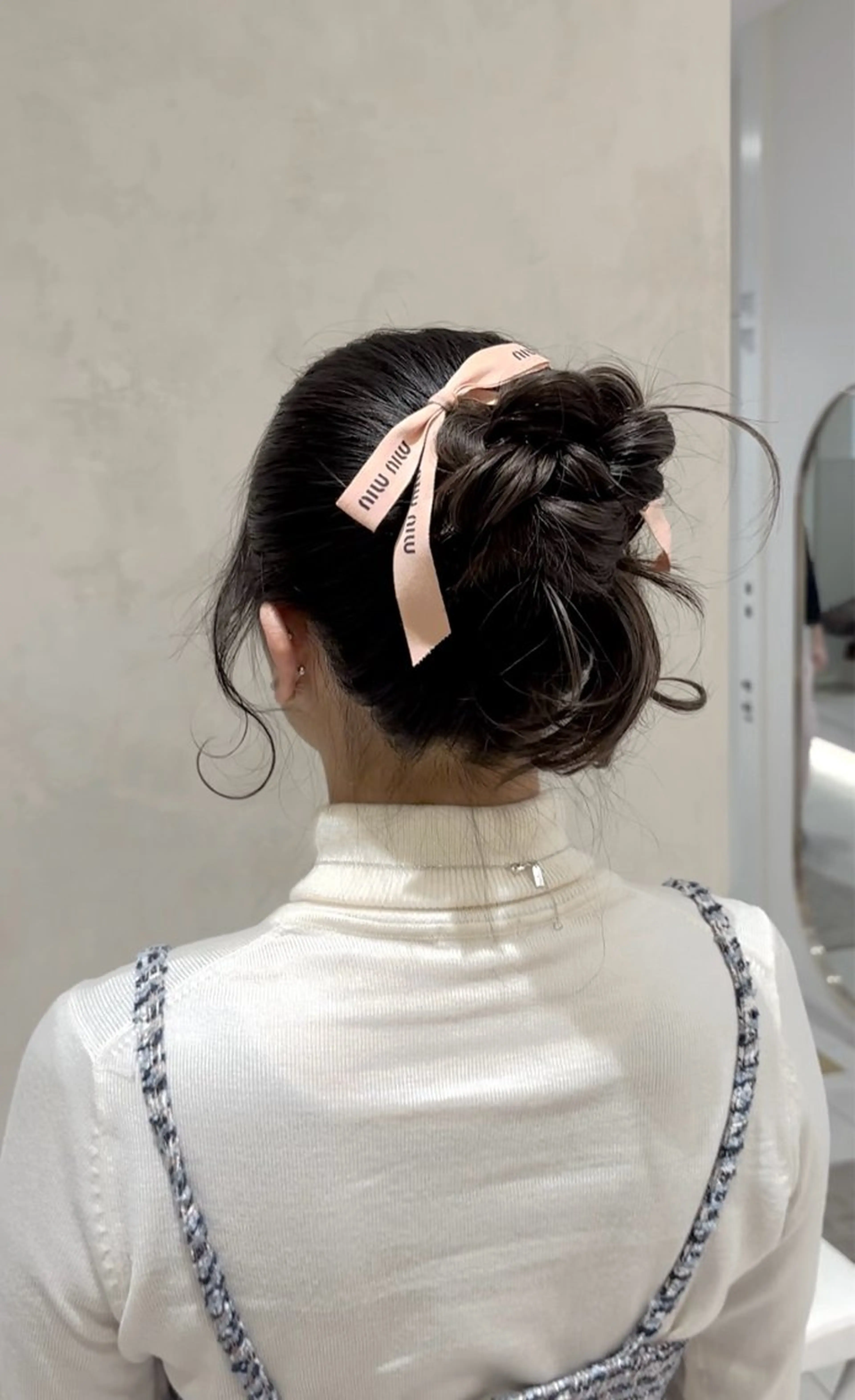 ロング 鈴木 彩莉のヘアスタイル