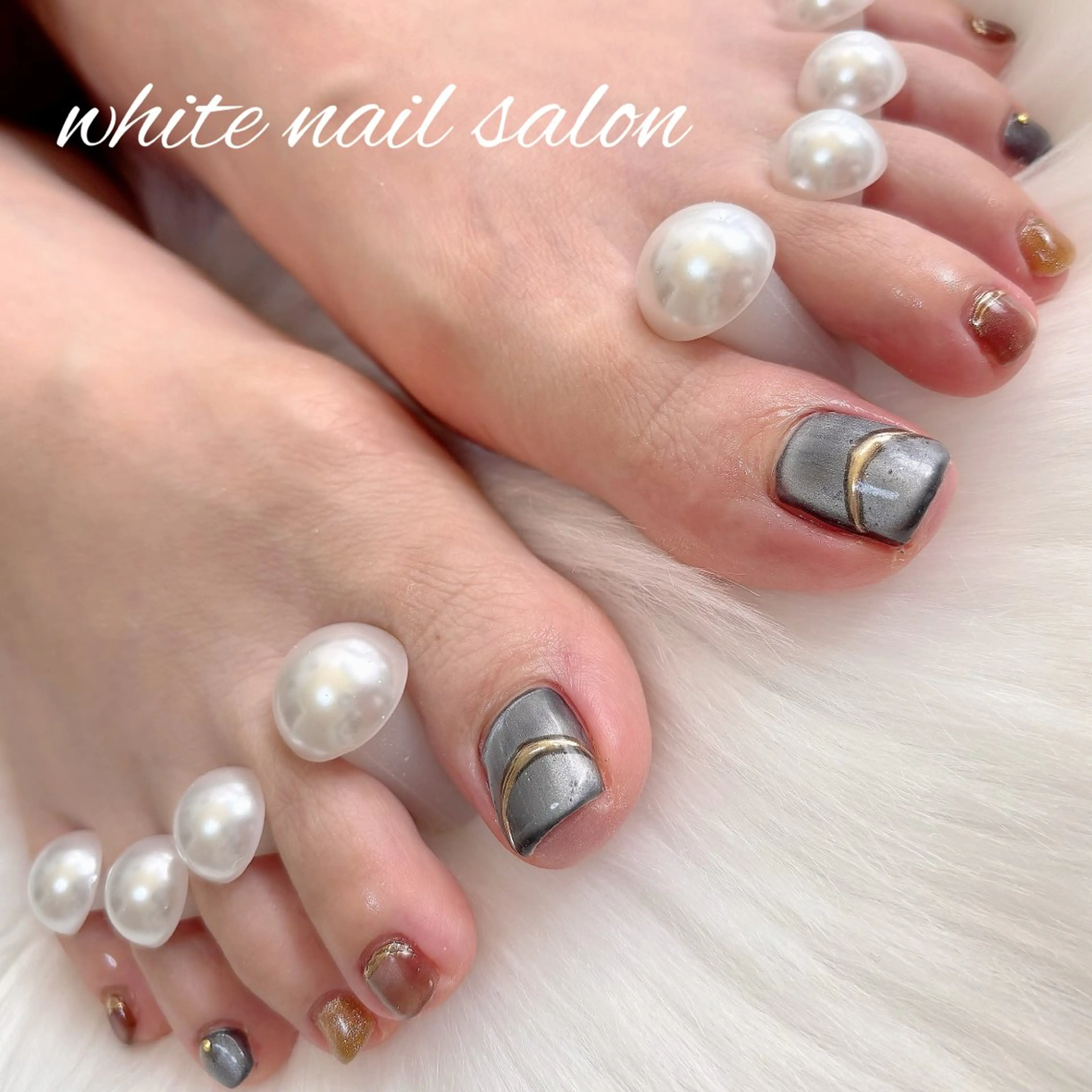 ネイル フットネイル ラメ(グリッター) 持ち込み フットネイル white nail salonのネイルデザイン