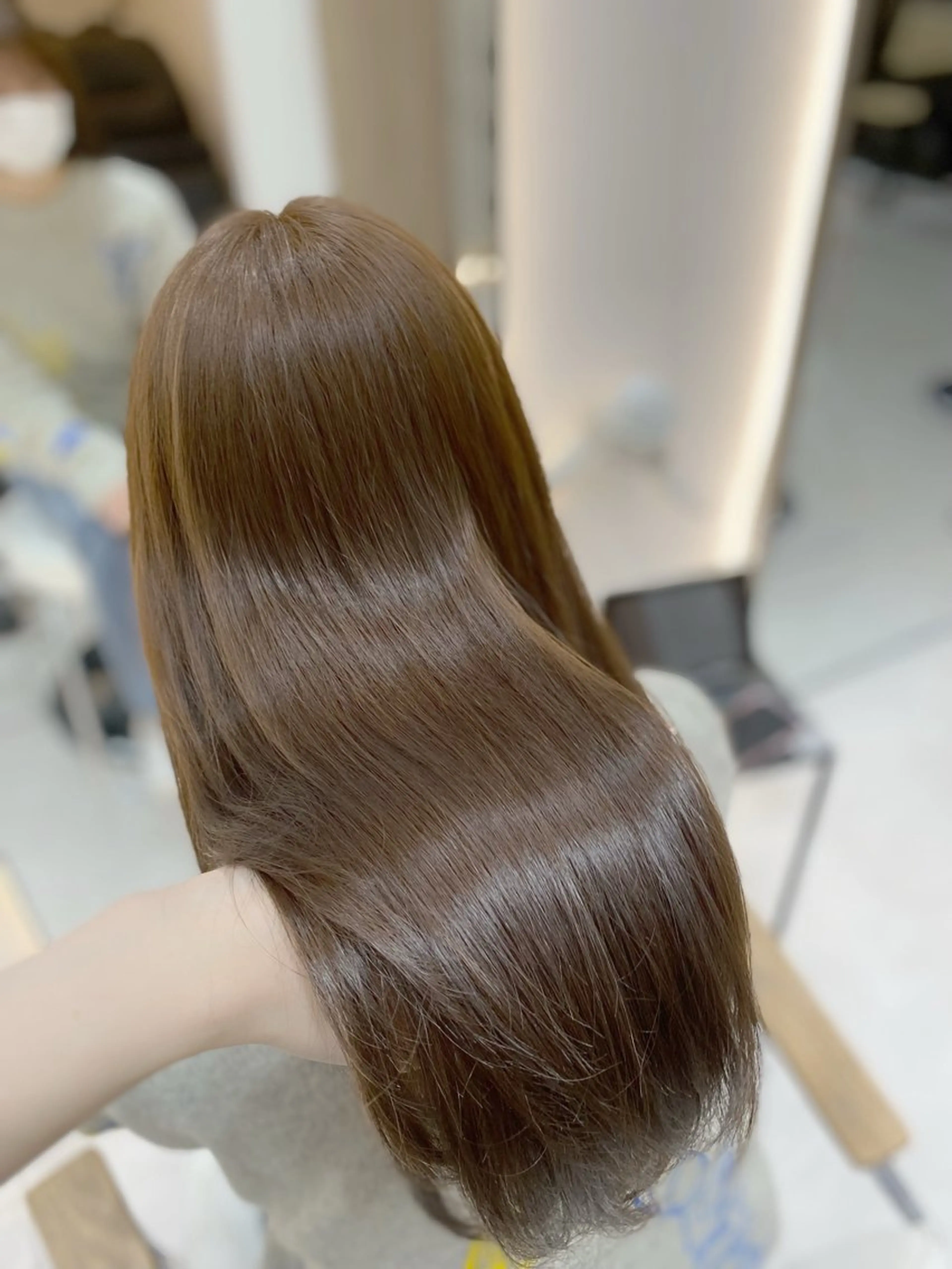 ロング カラー ブリーチ ダブルカラー ブリーチなしカラー カット ヘアカラー トリートメント 艶髪・透明感カラー・ 韓国ヘア・Yuriのヘアスタイル