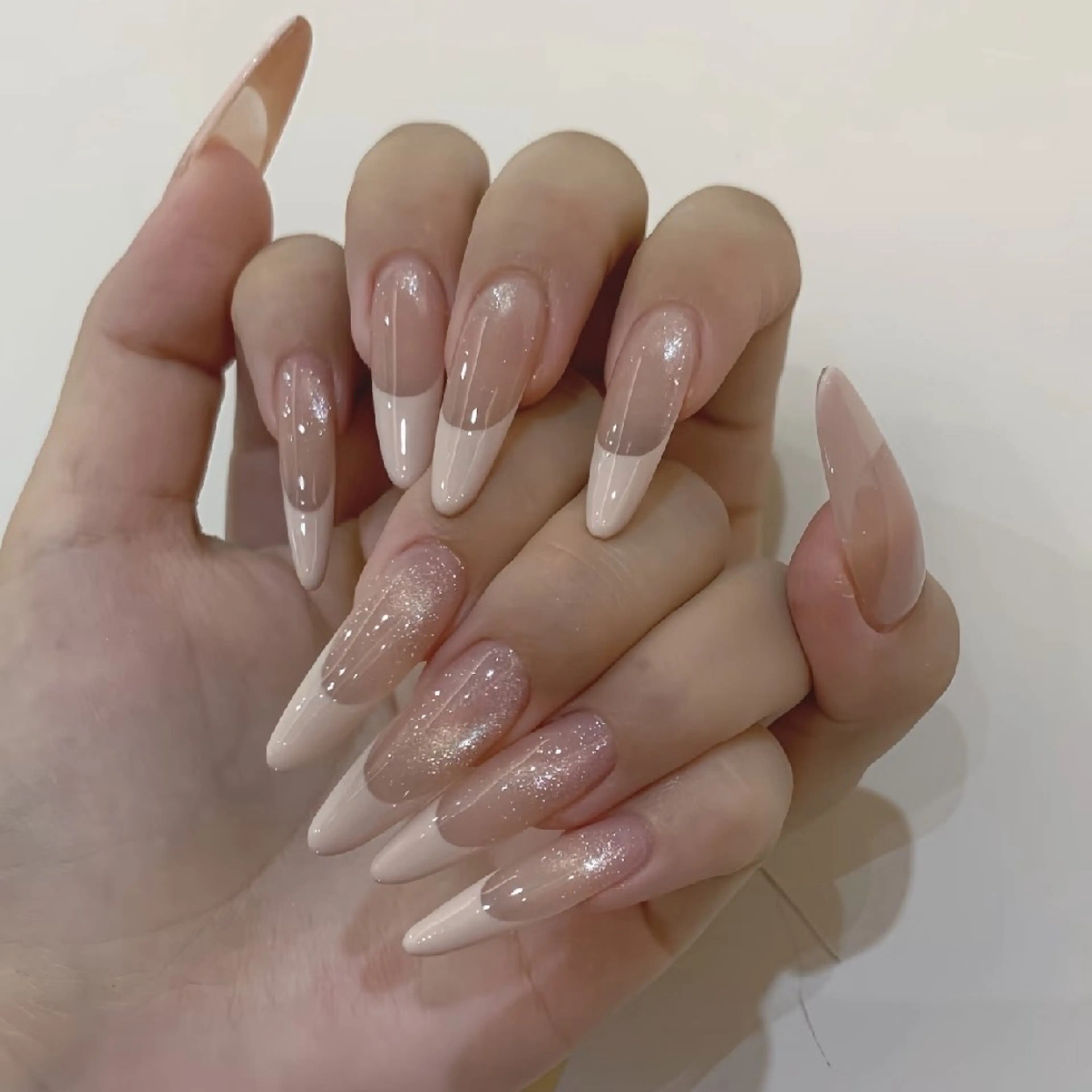 ネイル B&B  Nail のネイルデザイン