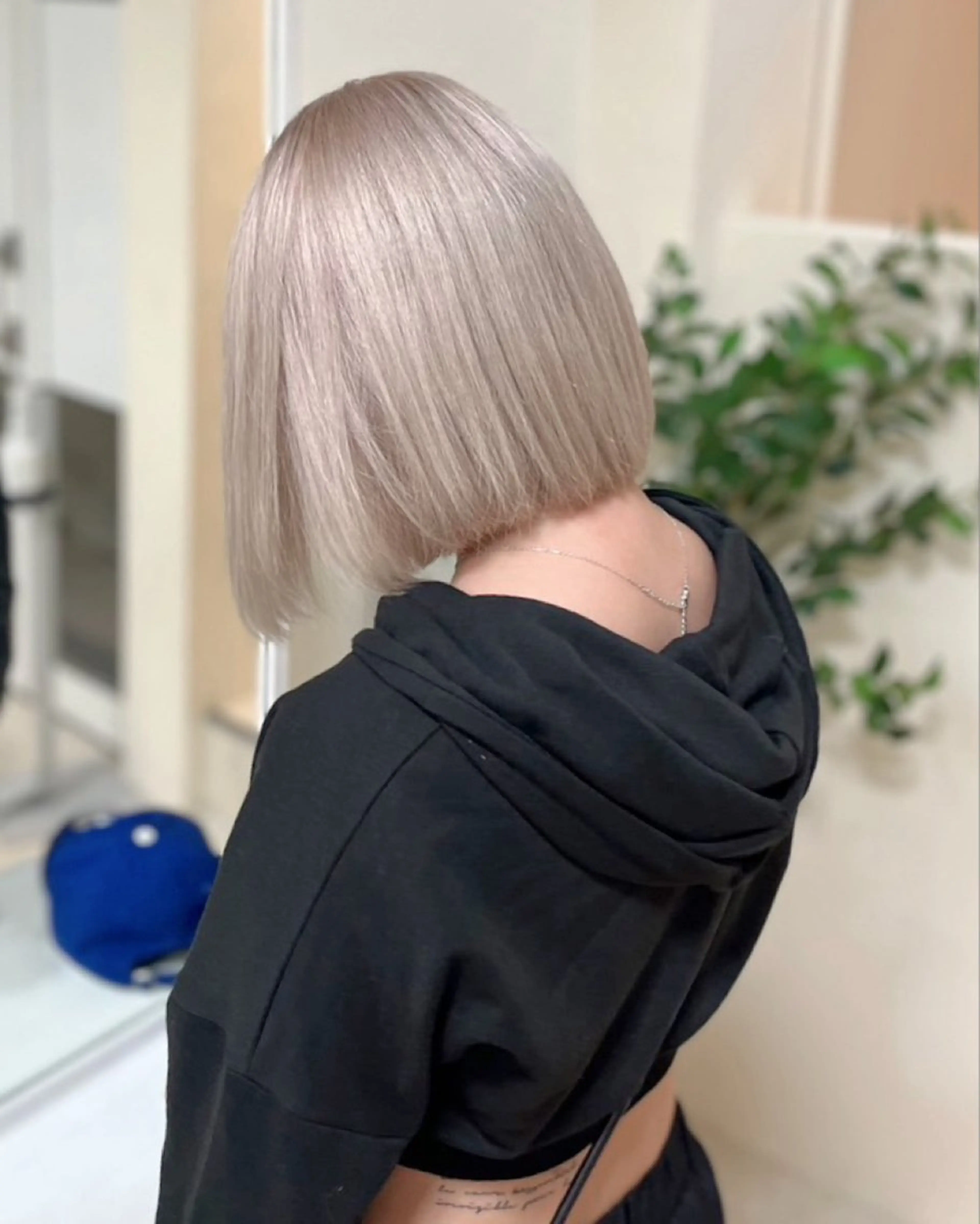 ミディアム カラー ヘアカラー トリートメント 🩷モテるハイトーン 🩷ブリーチ特化🩷のヘアスタイル