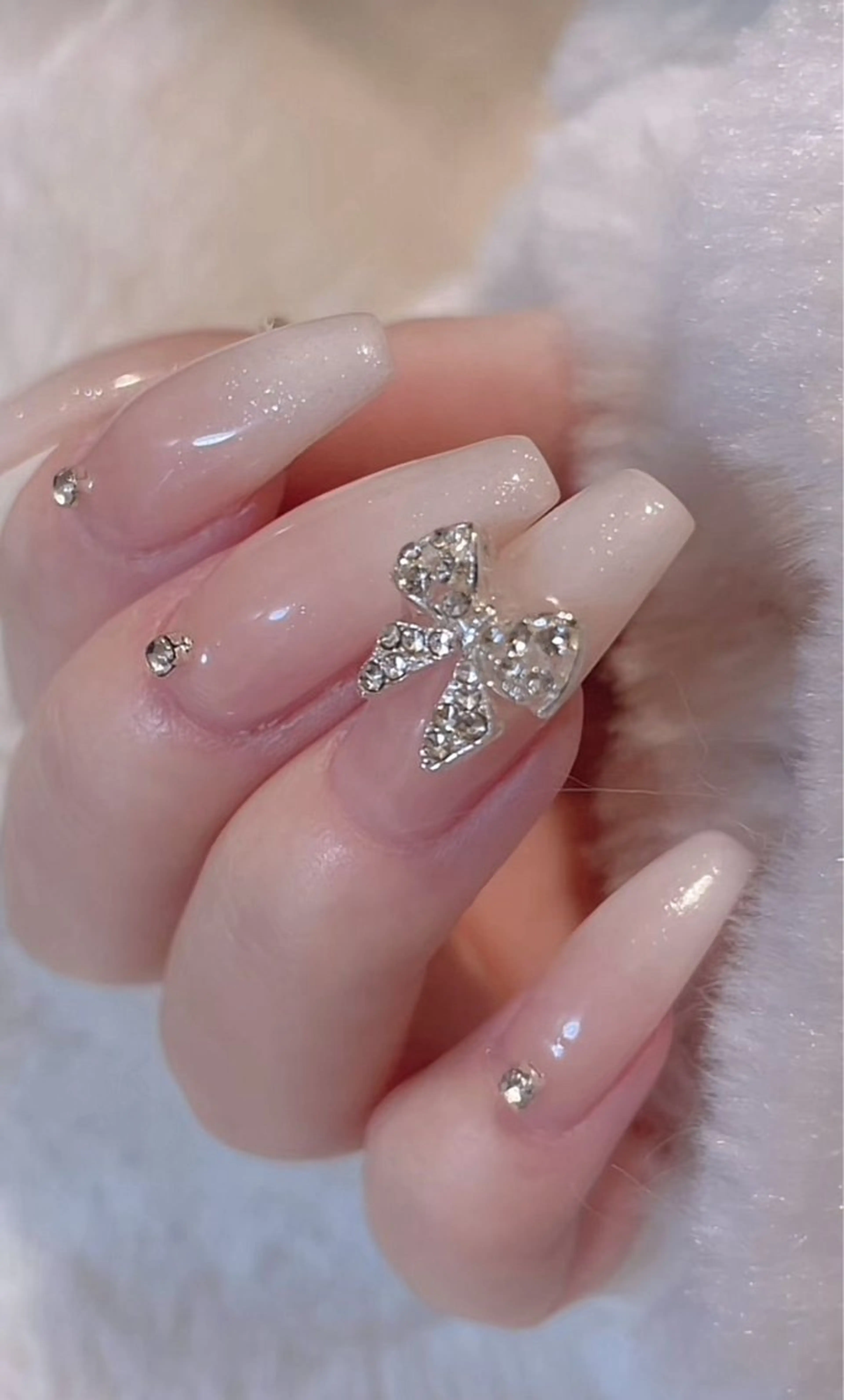 カラー グラデーションカラー ピンクカラー ハンドネイル AIN Nailのネイルデザイン