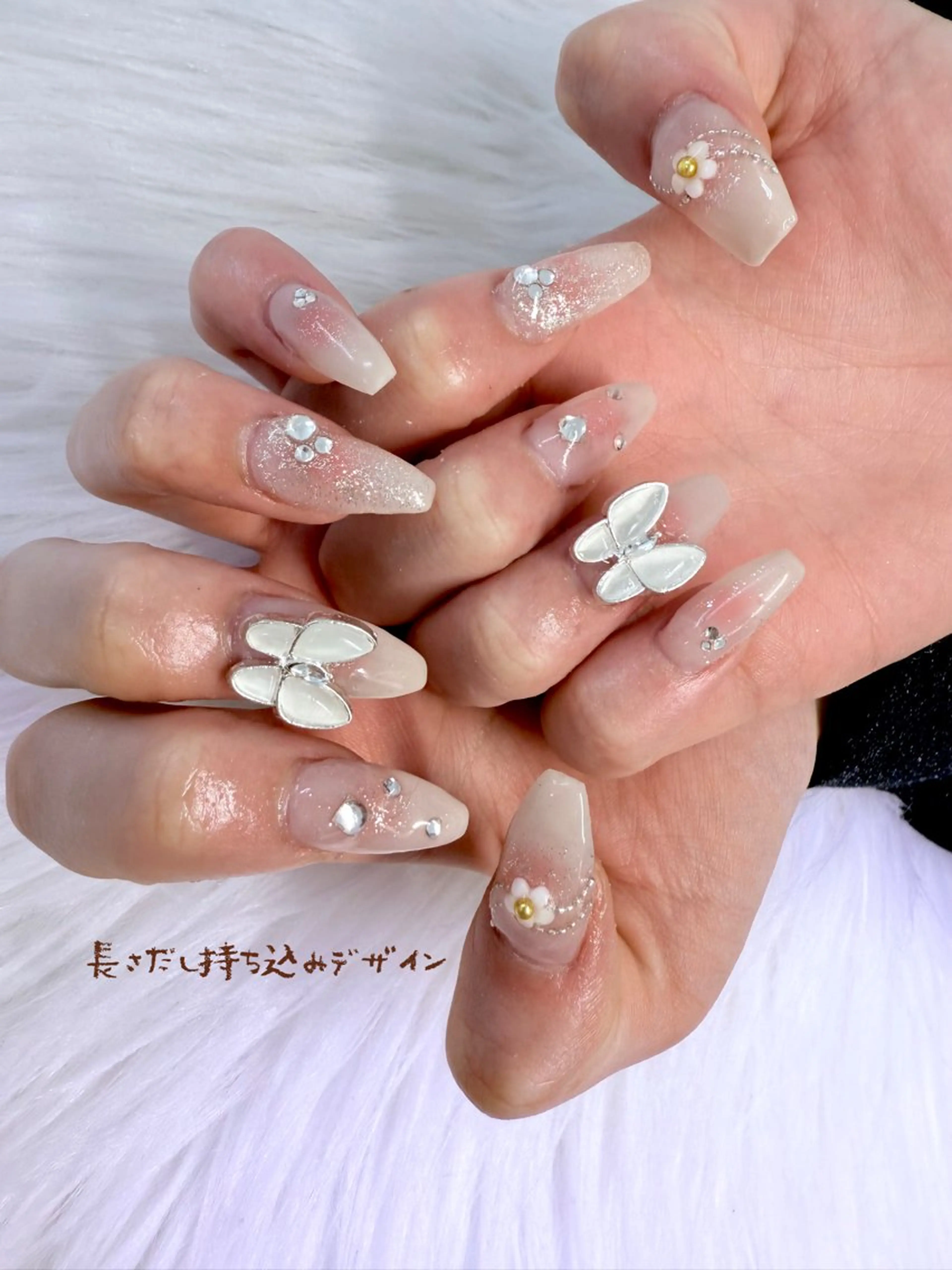 ネイル 🌙Reyel mipoのネイルデザイン