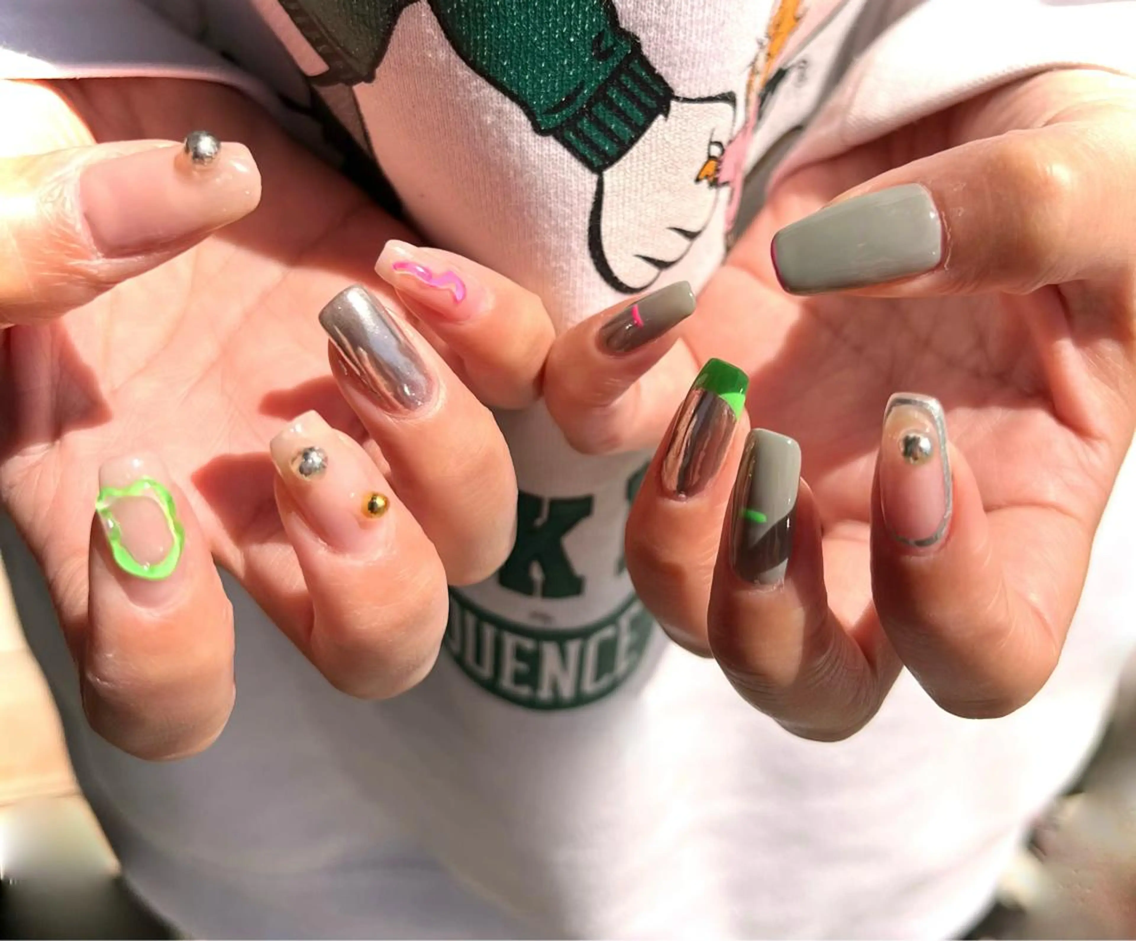 ネイル ハンドネイル nailroom leaのネイルデザイン