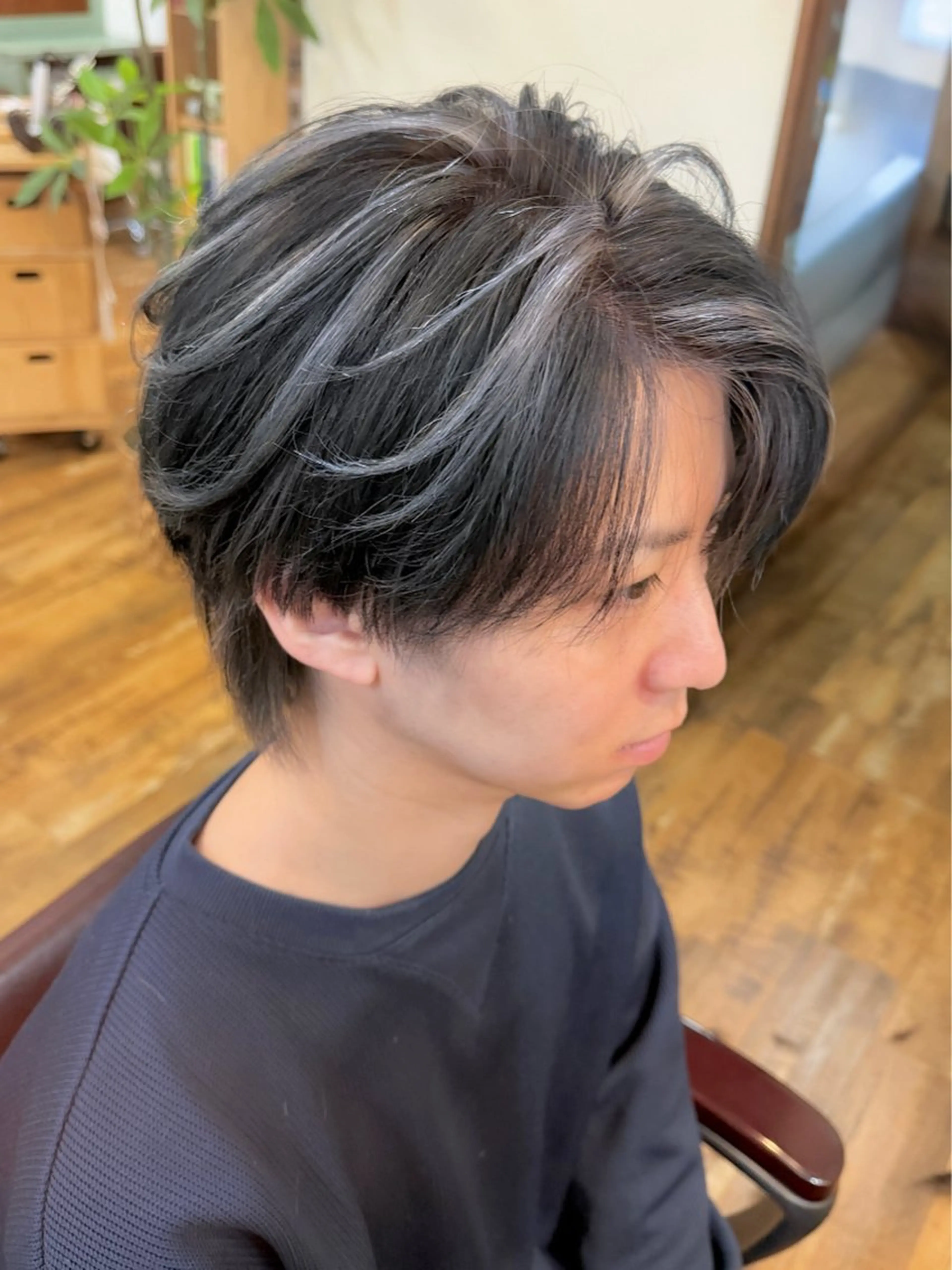 ショート カラー ハイライトカラー ハイライト Re:ta Hair 飯田淳平のヘアスタイル