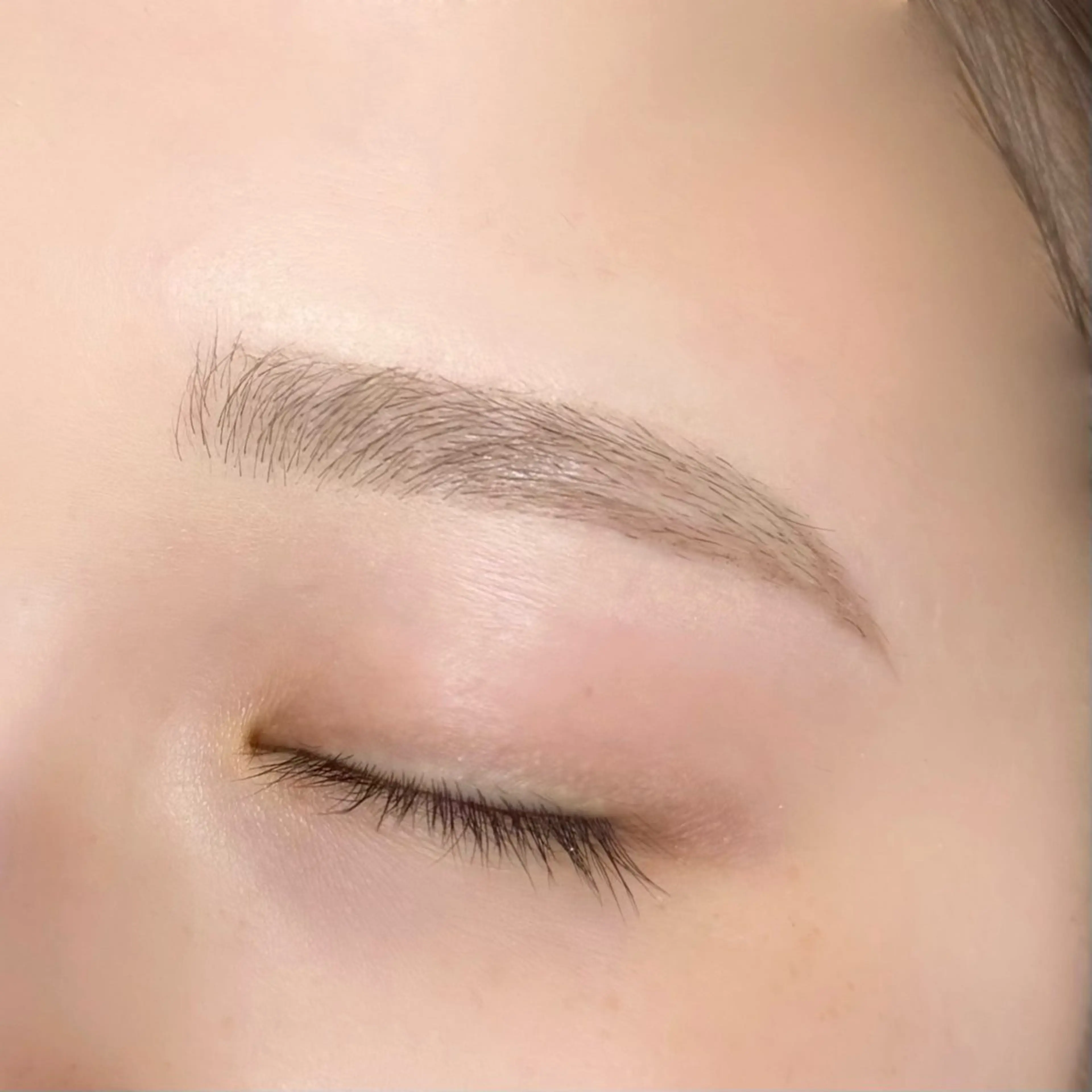 アイブロウ トレンド眉✨ meiの眉毛・アイブロウイメージ