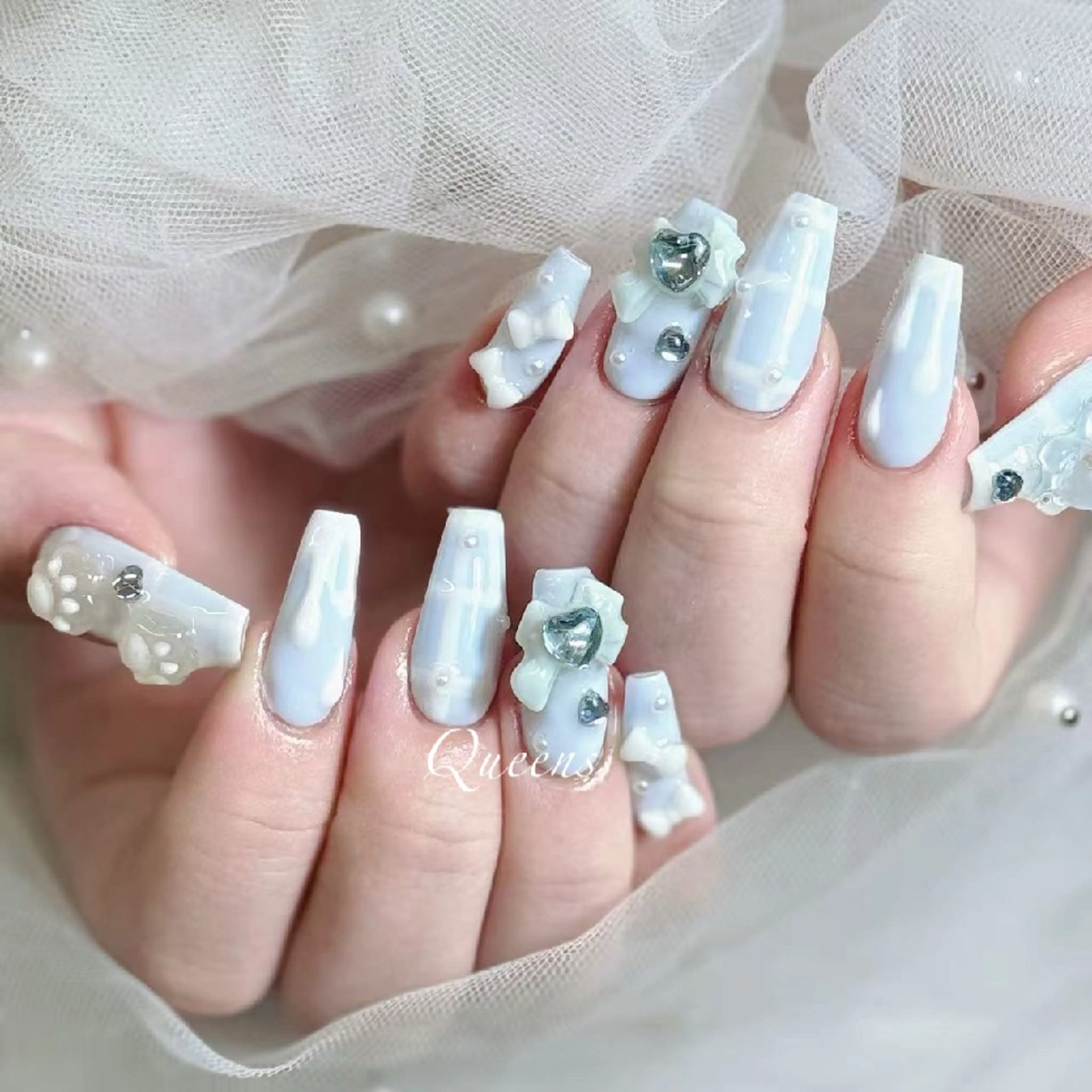 ネイル ハンドネイル Queens みなみのネイルデザイン