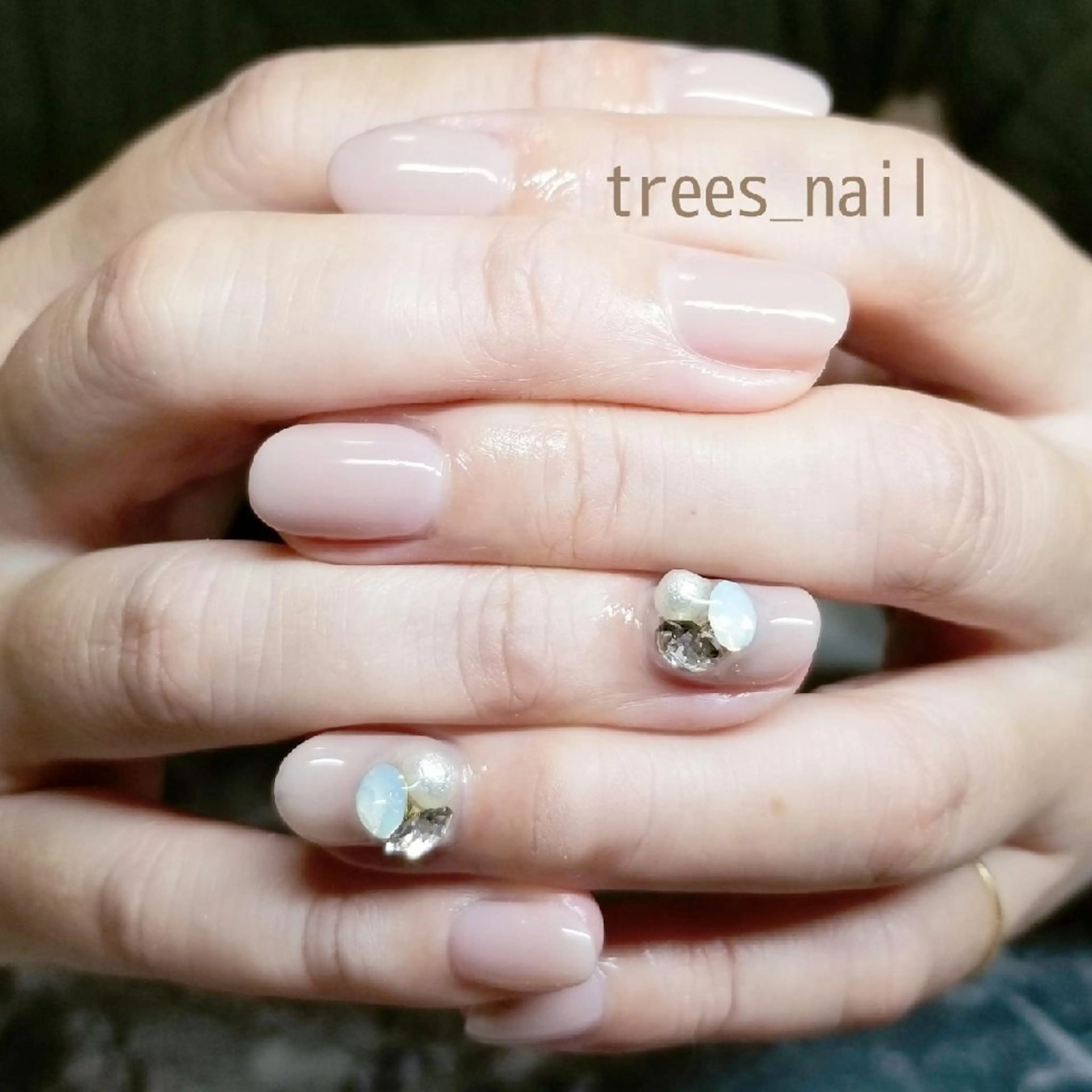ネイル オフィスネイル ワンカラーネイル ピンク シンプルネイル trees_ nailのネイルデザイン