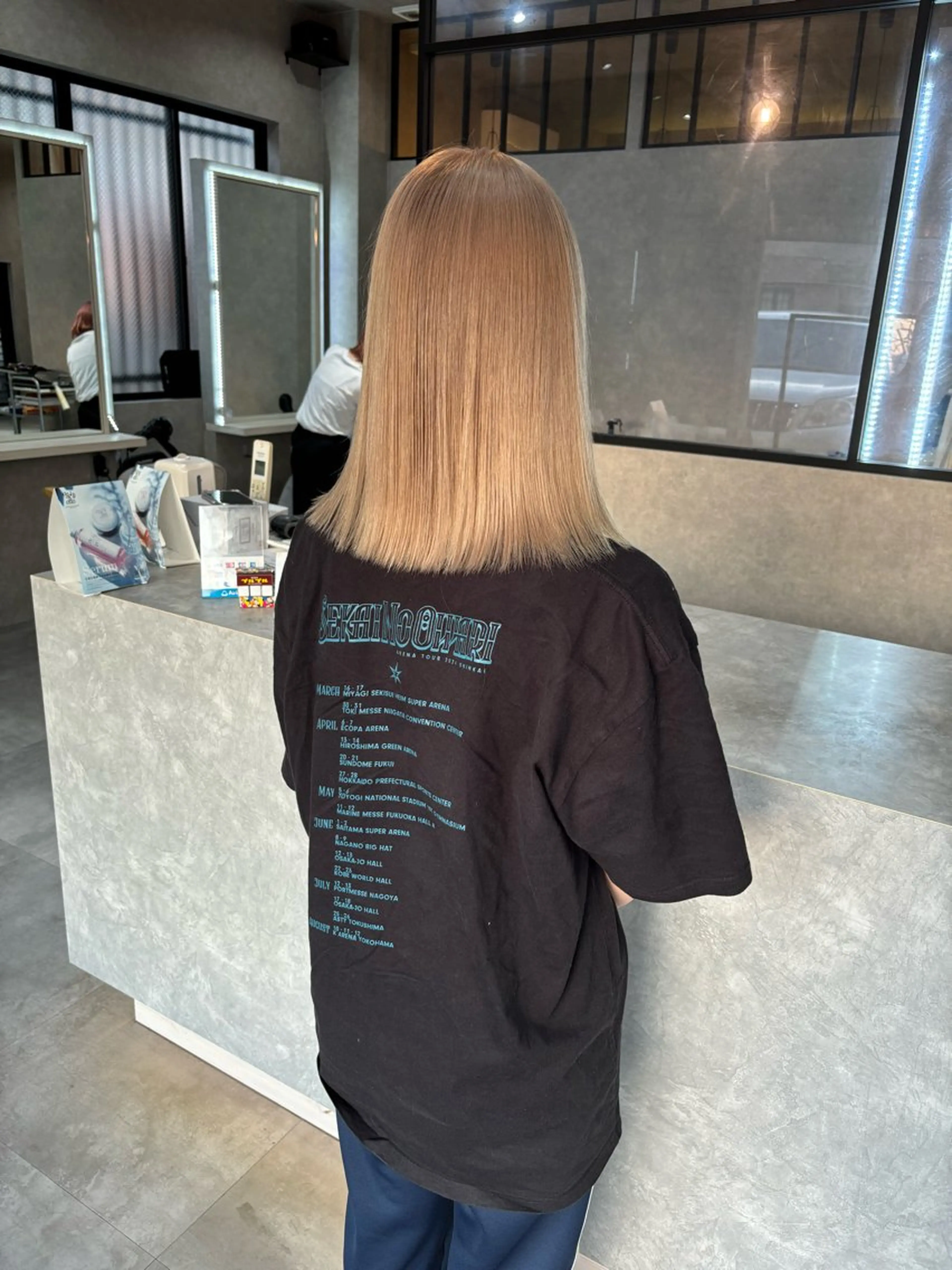 ミディアム カラー バレイヤージュ ブリーチ ケアブリーチ ダブルカラー イヤリングカラー カット ヘアカラー トリートメント 長谷川 湧のヘアスタイル