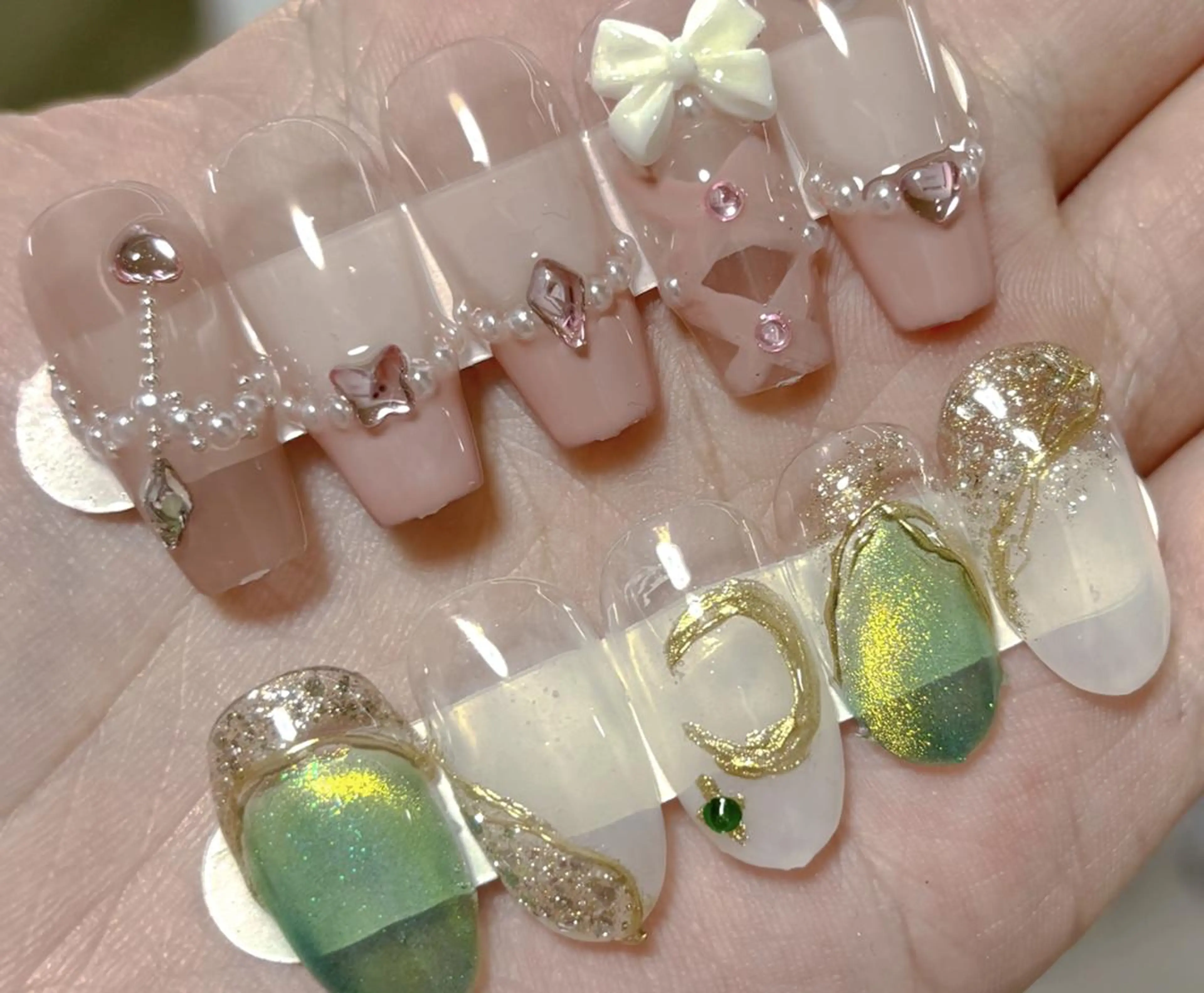 ネイル Rainrain💧 パーツ豊富、やり放題のネイルデザイン