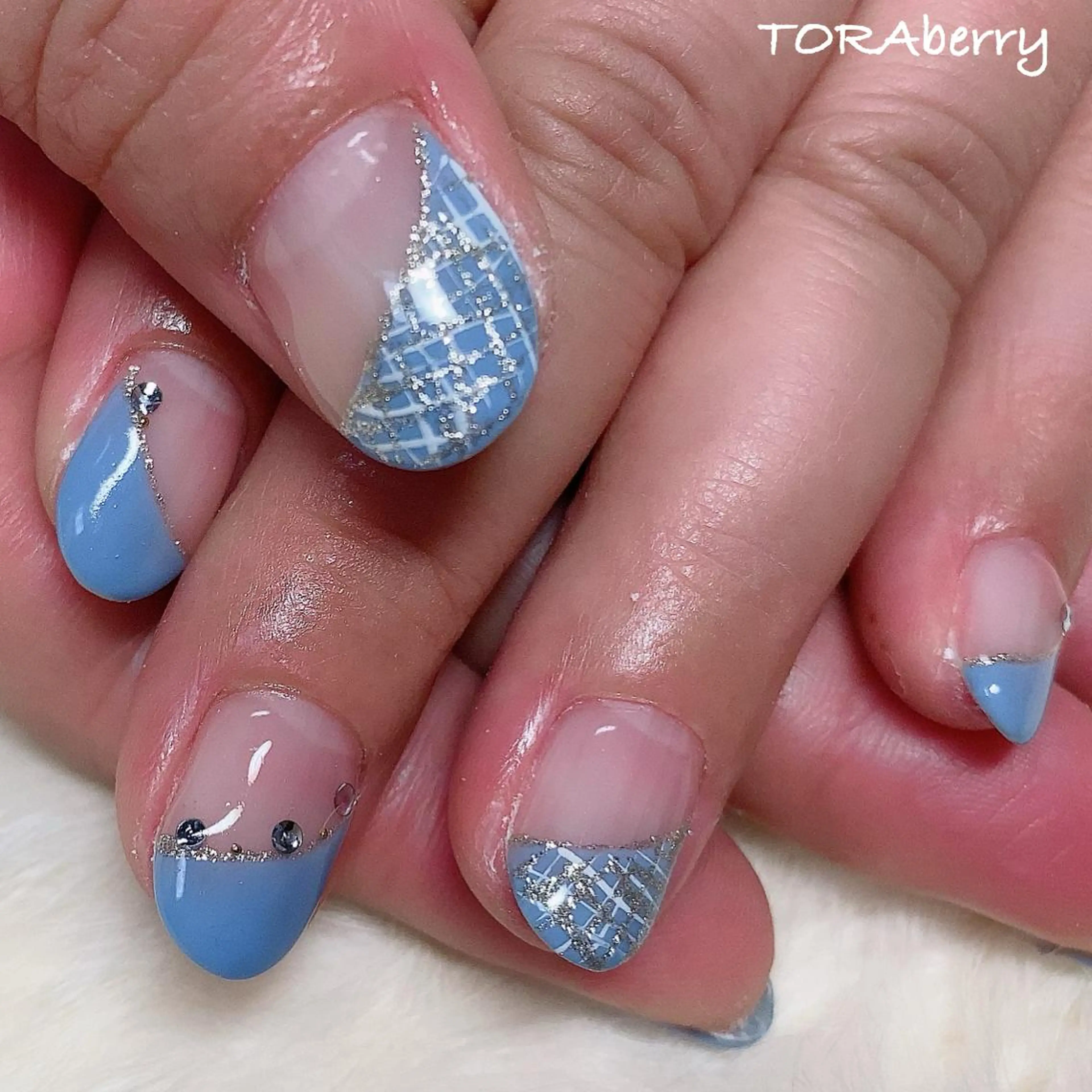 ネイル ブルー ハンドネイル ネイリスト なつみのネイルデザイン