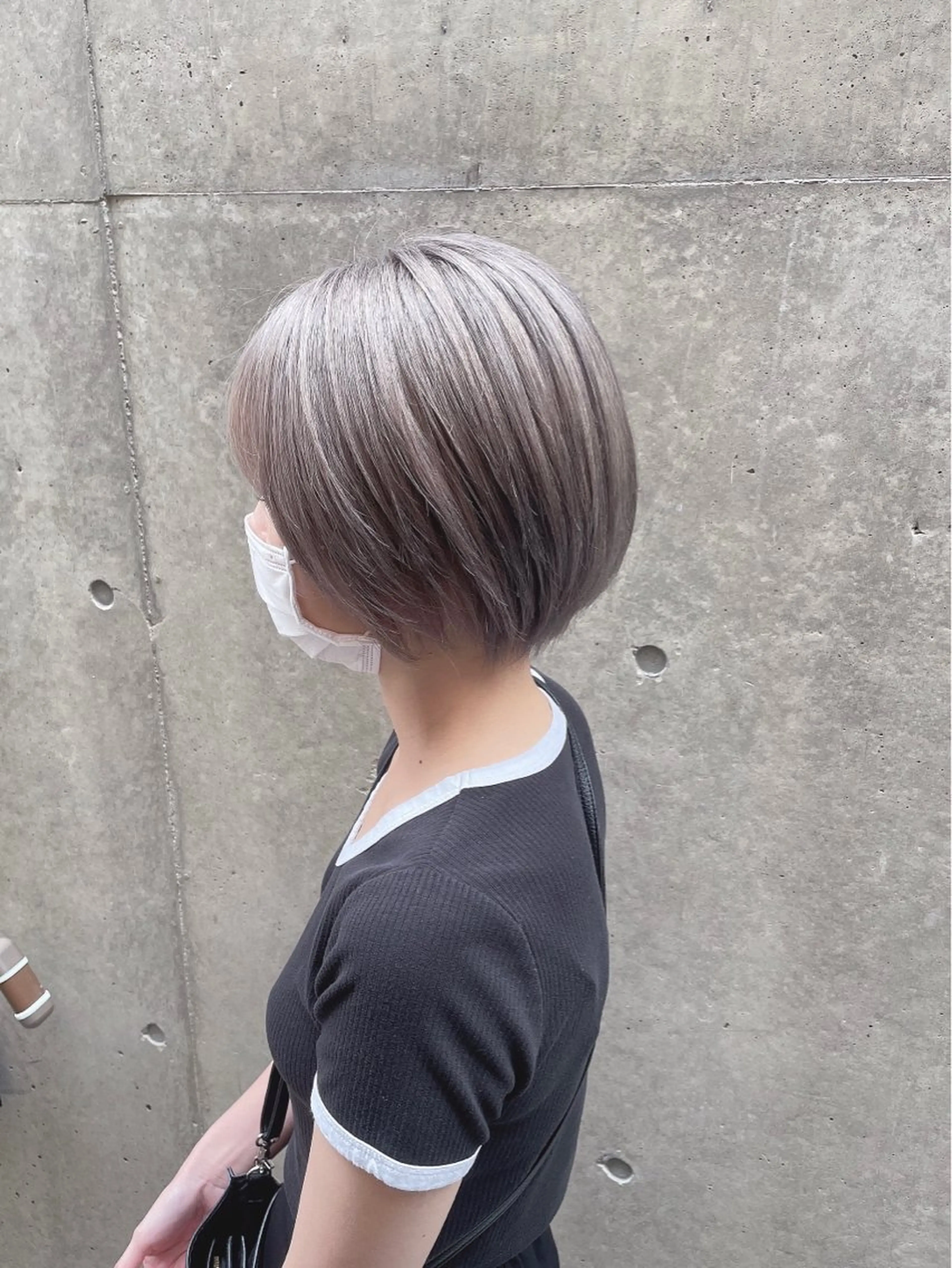 ショート ヘアカラー 西山祐生/ハイトーン /ケアブリーチ/艶髪のヘアスタイル