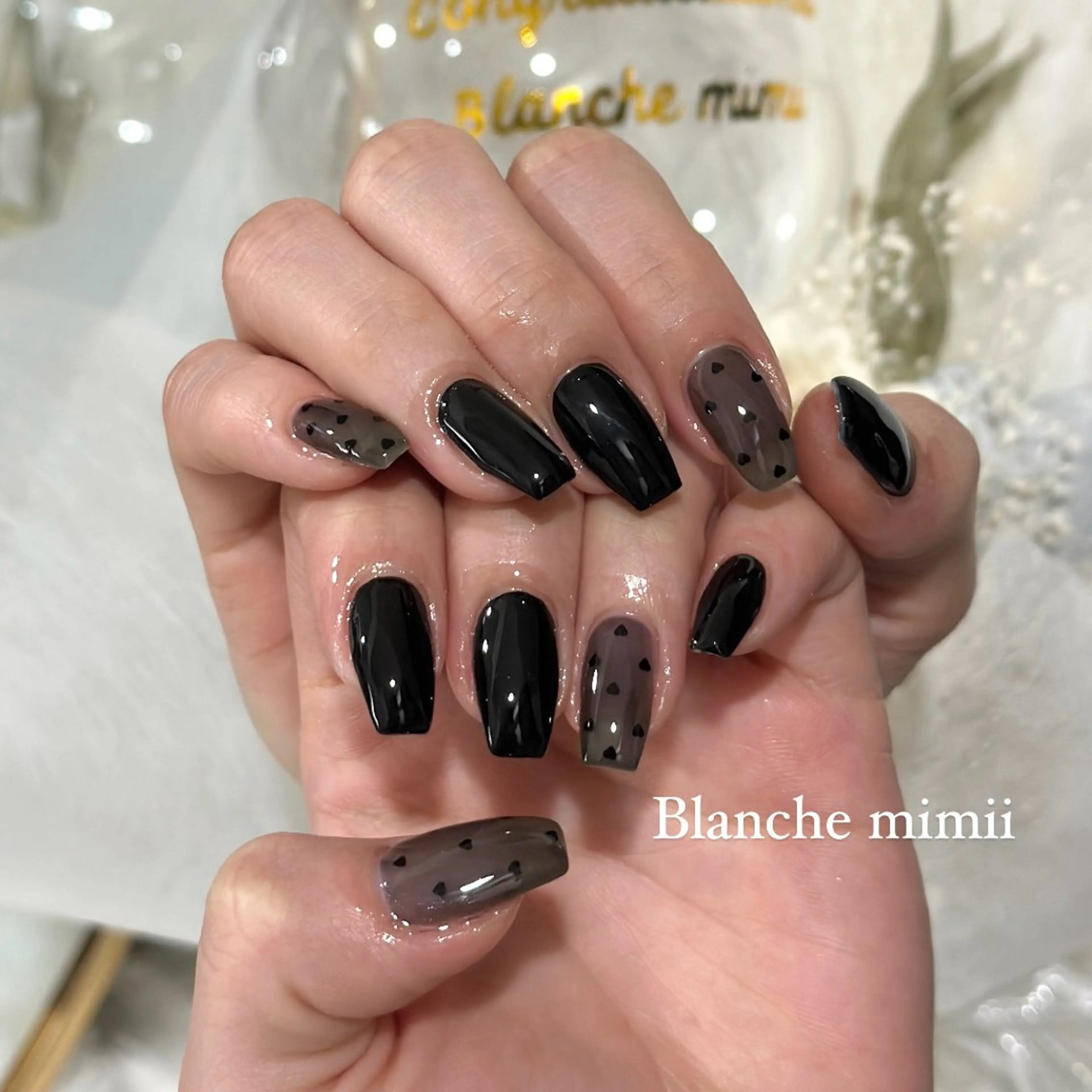 カラー 黒髪 ハンドネイル Blanche Ayaのネイルデザイン