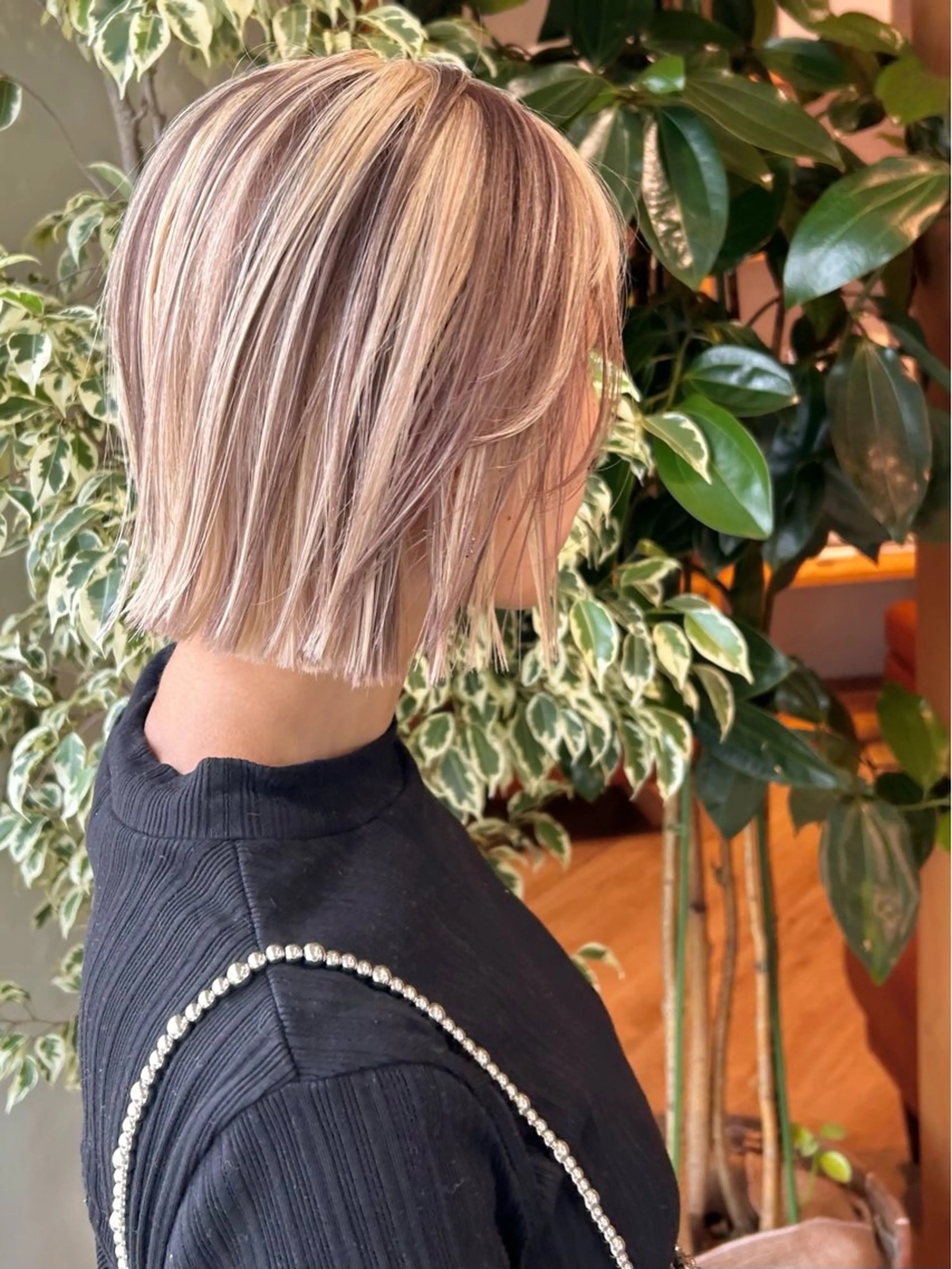 ショート ヘアカラー 濱川 良栄のヘアスタイル