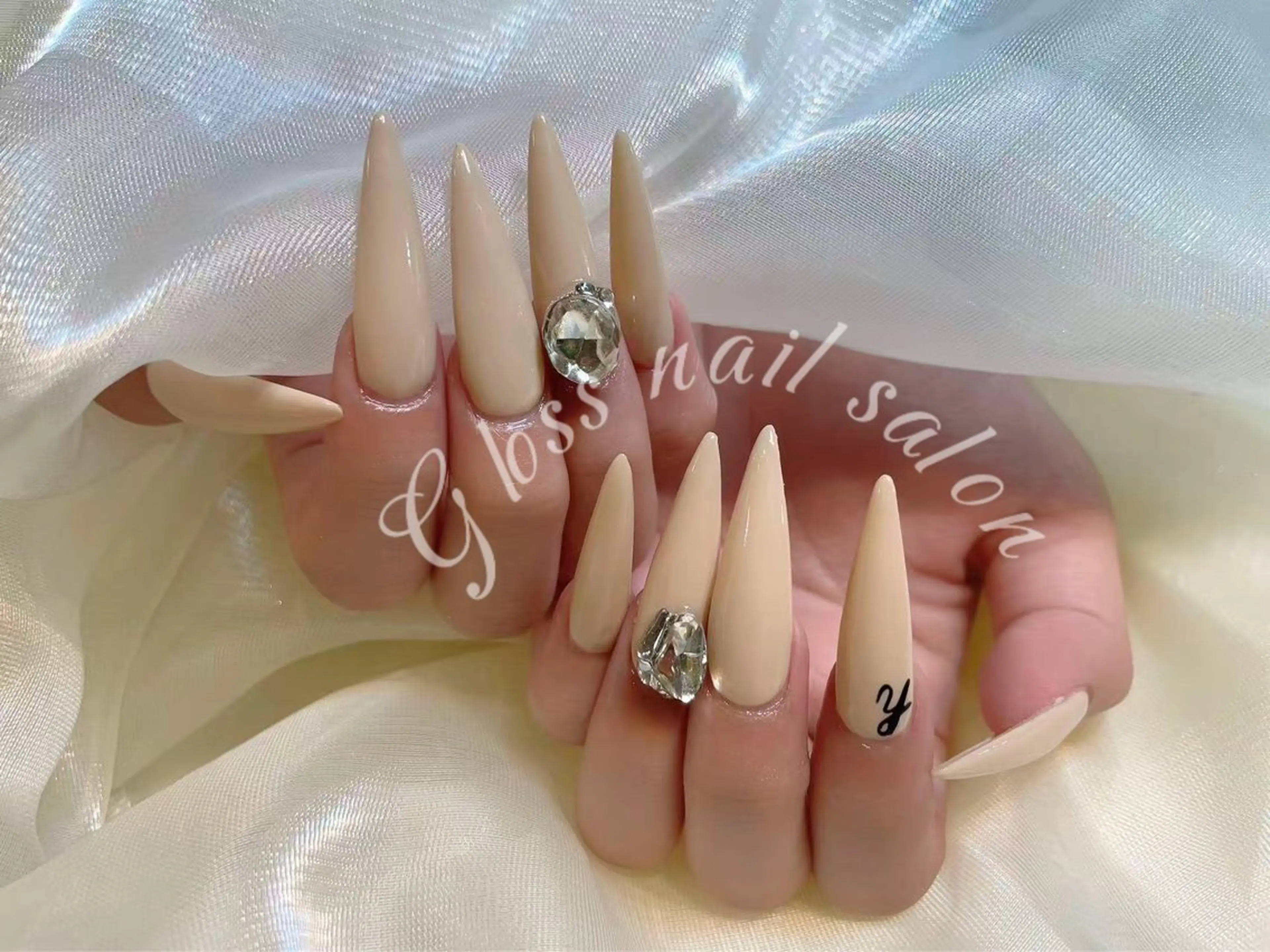 ネイル Yuna✨ Gloss nailのネイルデザイン