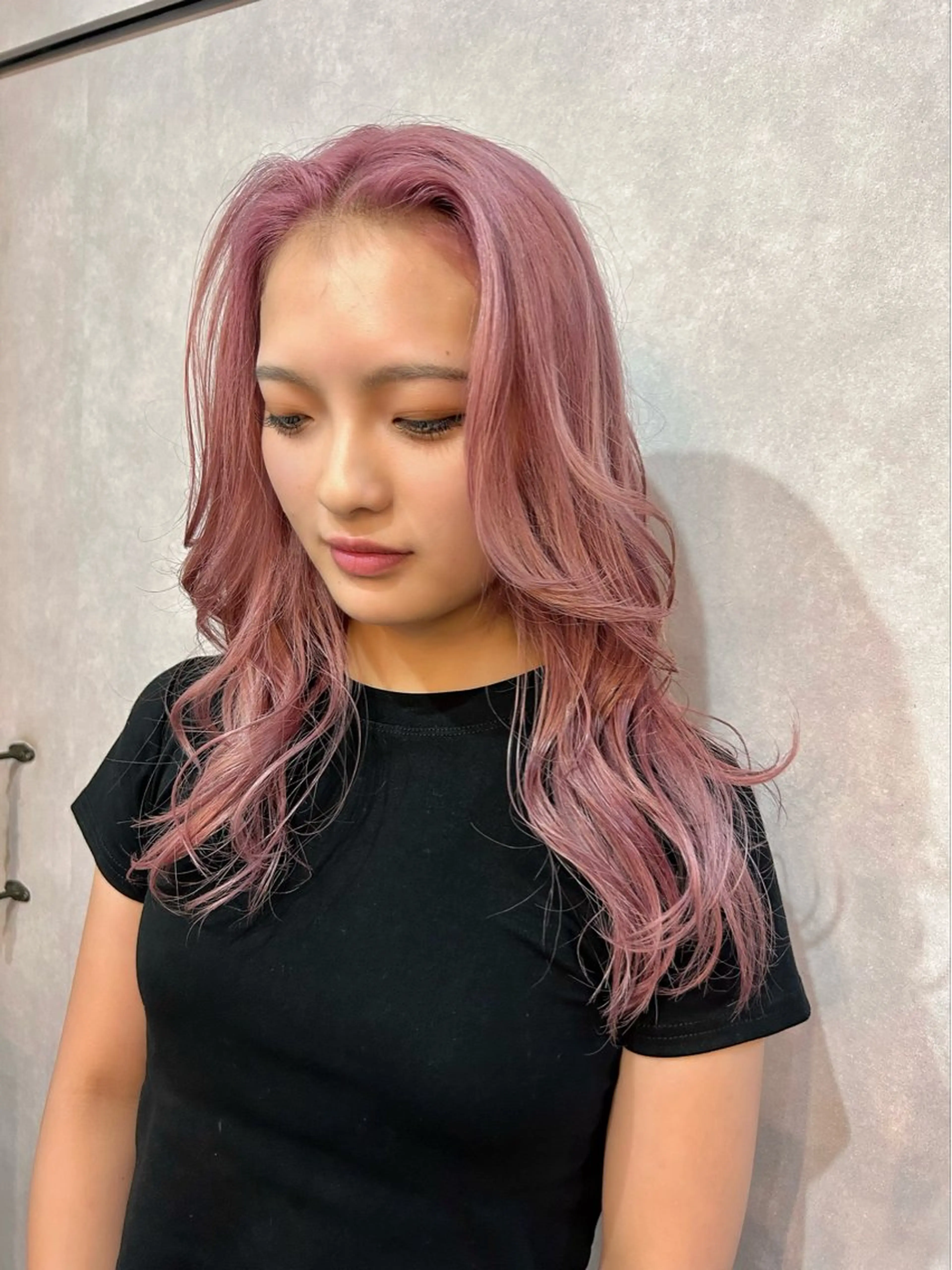 セミロング カット ヘアカラー トリートメント ハイトーン/ブリーチ 🧁soraのヘアスタイル