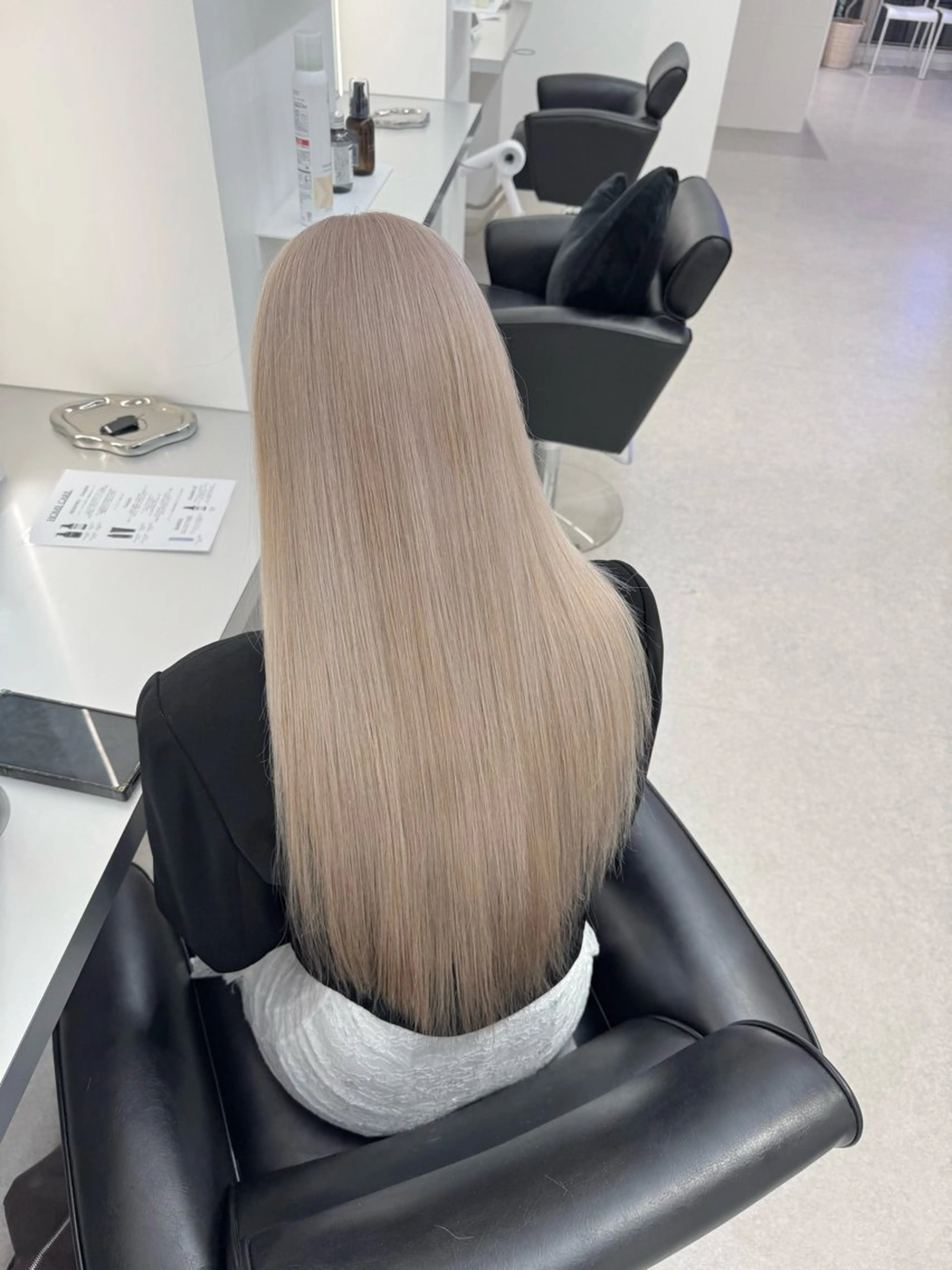 ロング カラー ヘアカラー トリートメント ブリーチ/艶カラー 💎koharu💎のヘアスタイル