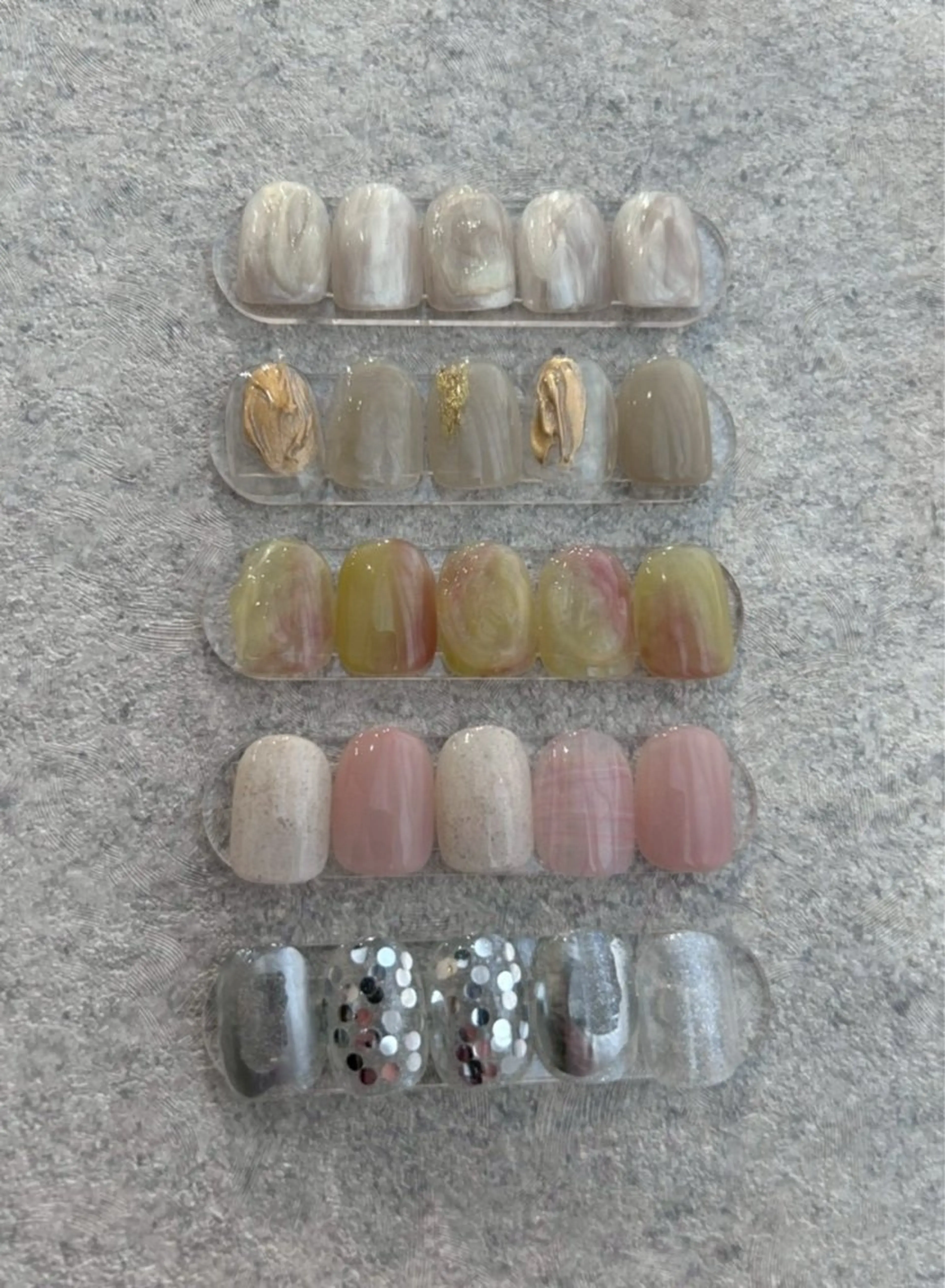 ミニモ限定❗️【10分前来店必須】(オフなし)月替りデザイン✨¥3,500の写真