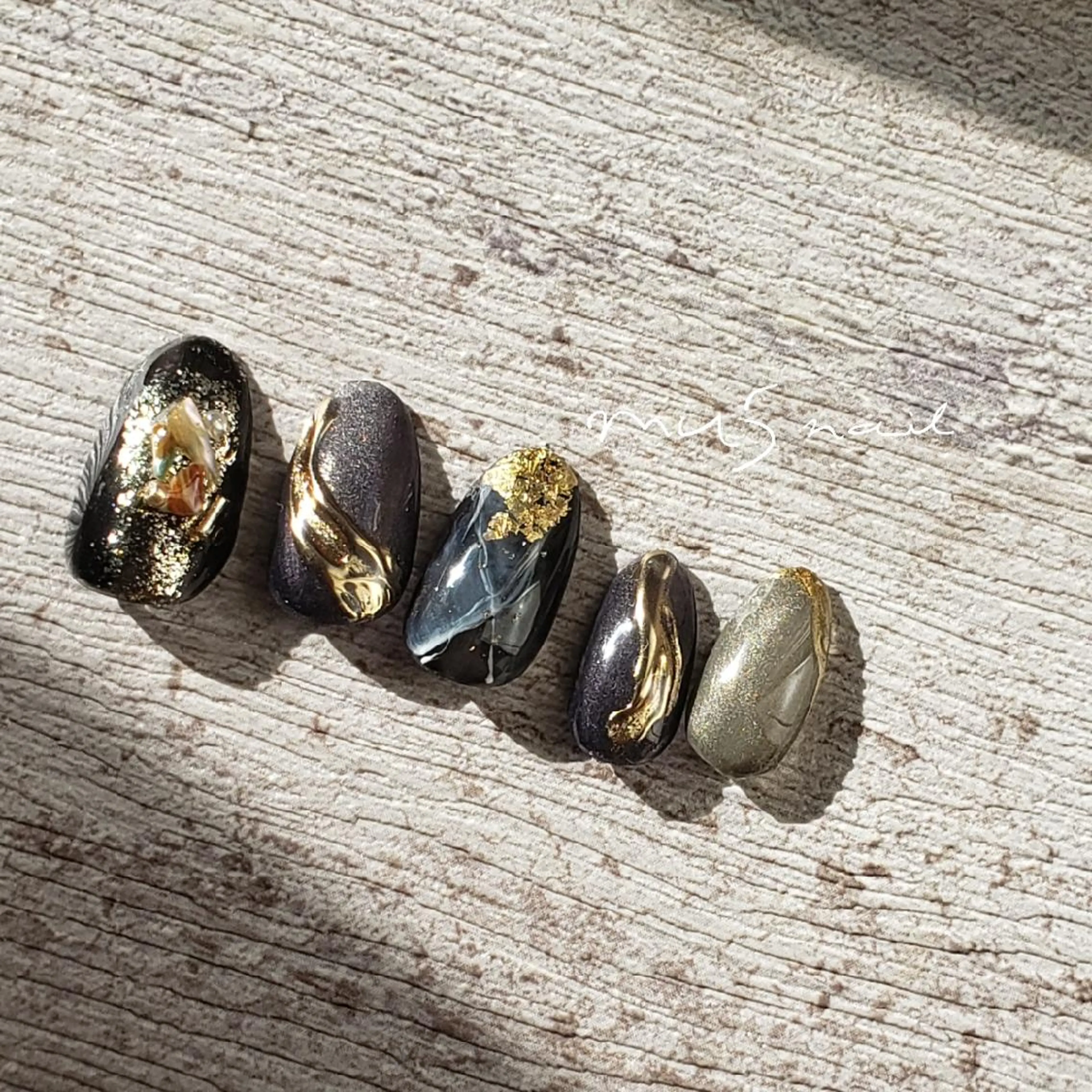 ネイル 成人式 ネイルチップ MU5-nail 金山ネイルサロンのネイルデザイン