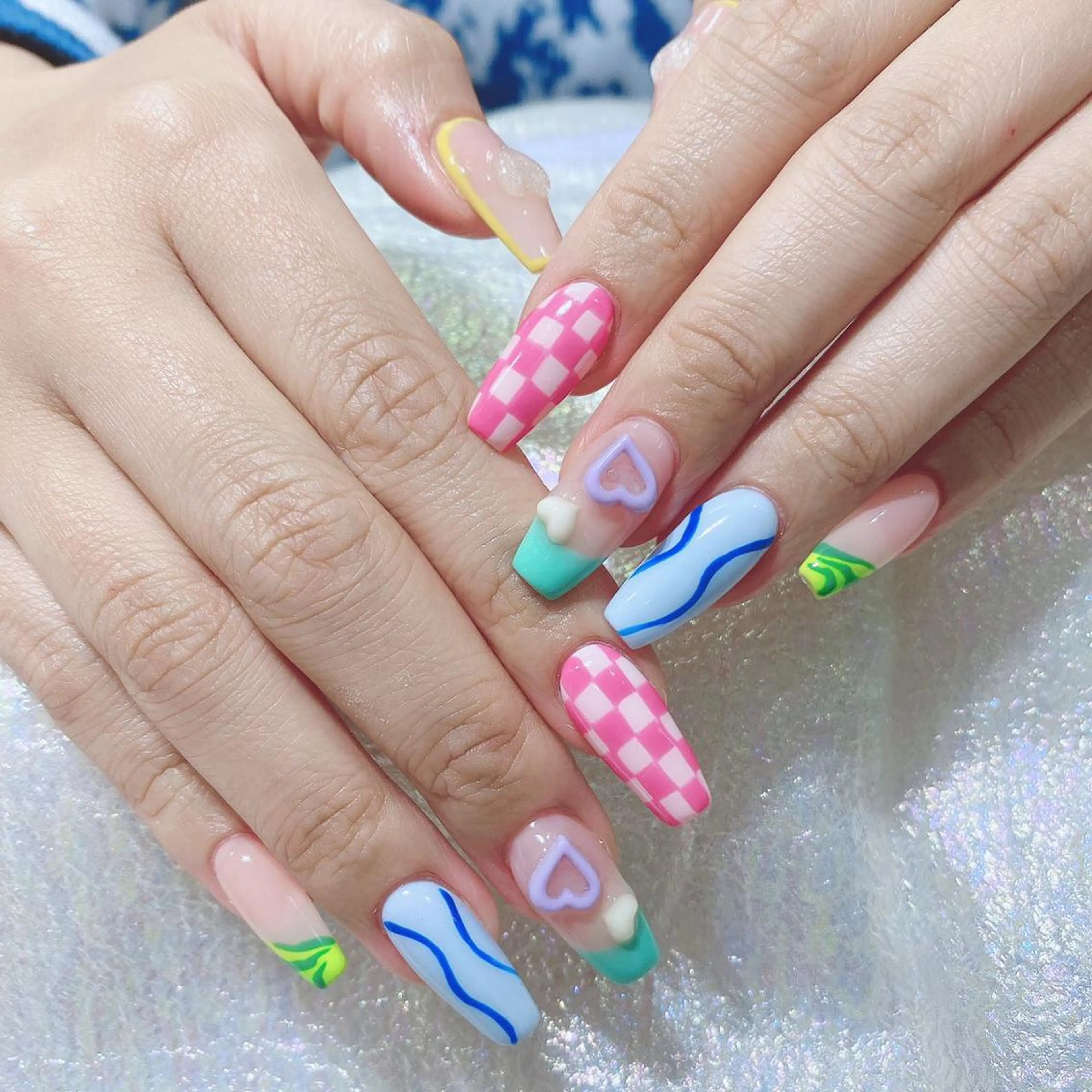 ネイル ハンドネイル Queens ciciのネイルデザイン